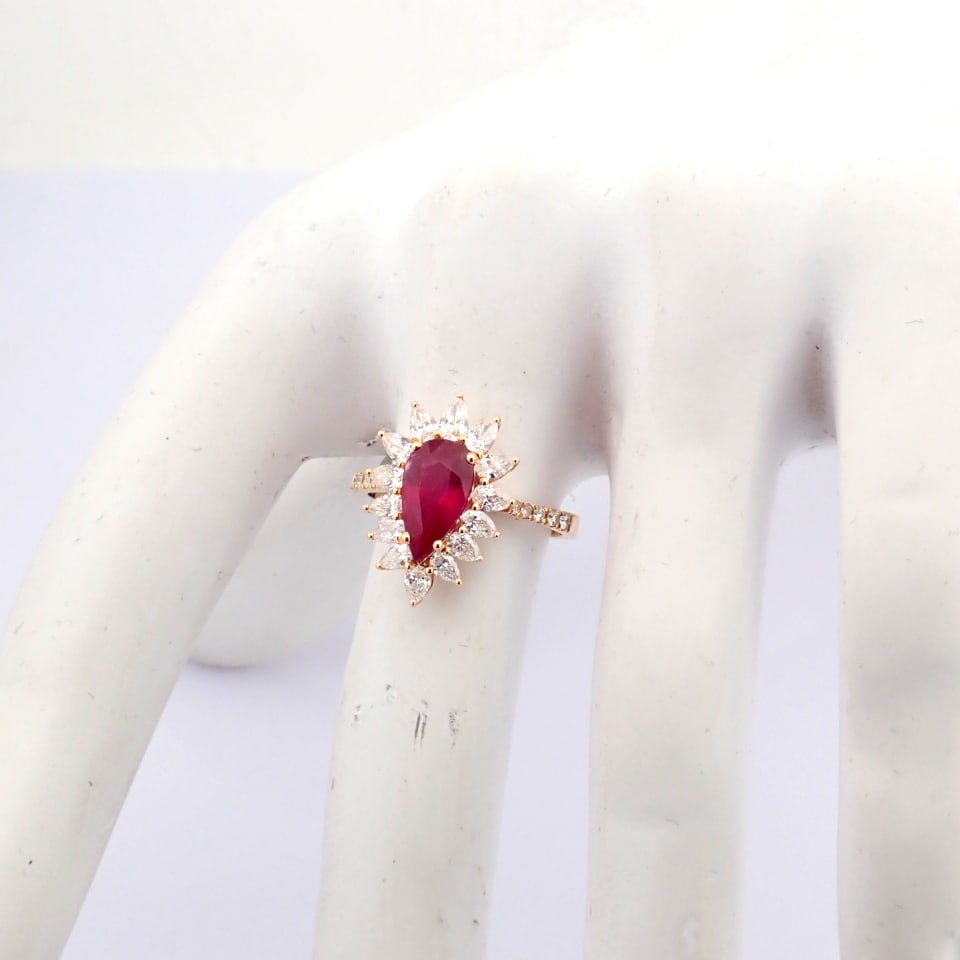 Natural Diamond 18K Rose/Pink Gold Ring - 7