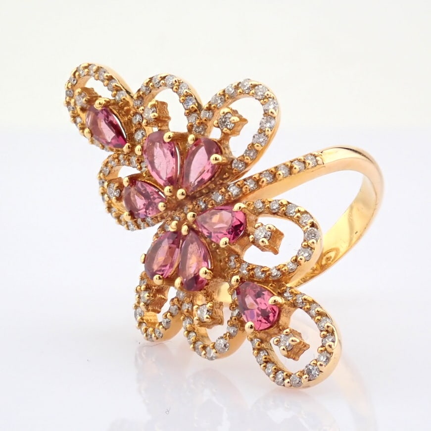 Natural Diamond 18K Rose/Pink Gold Ring - 9