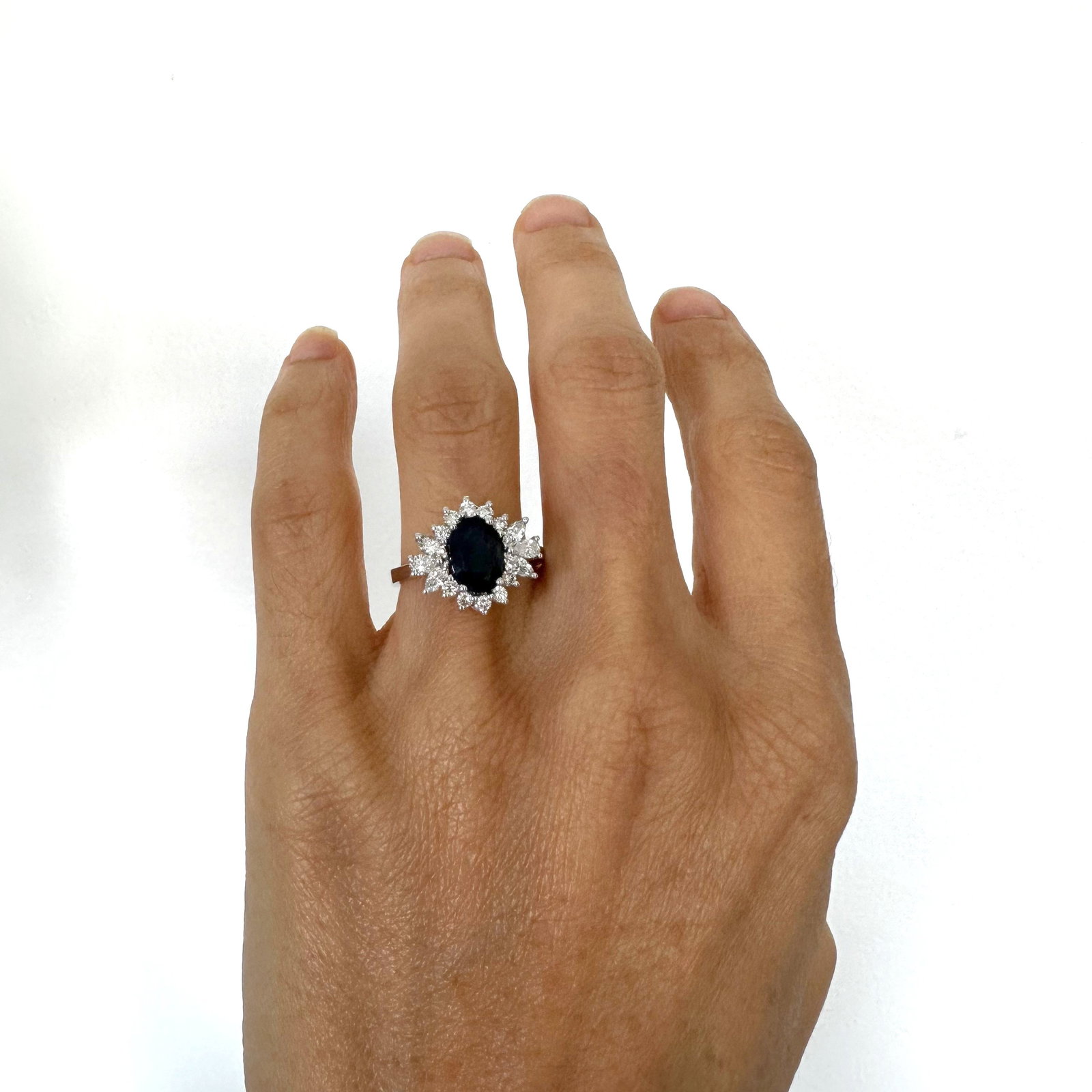 Natural Diamond 18K White Gold Ring - 5