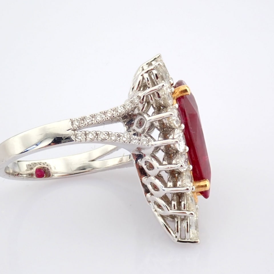 Natural Diamond 18K White Gold Ring - 4