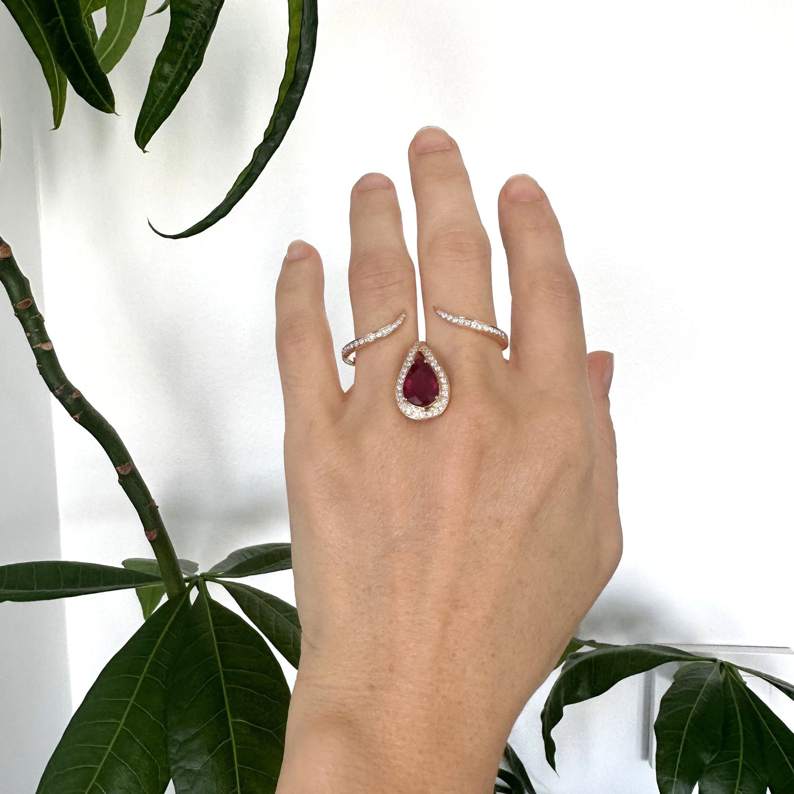 Natural Diamond 18K Rose/Pink Gold Ring - 6
