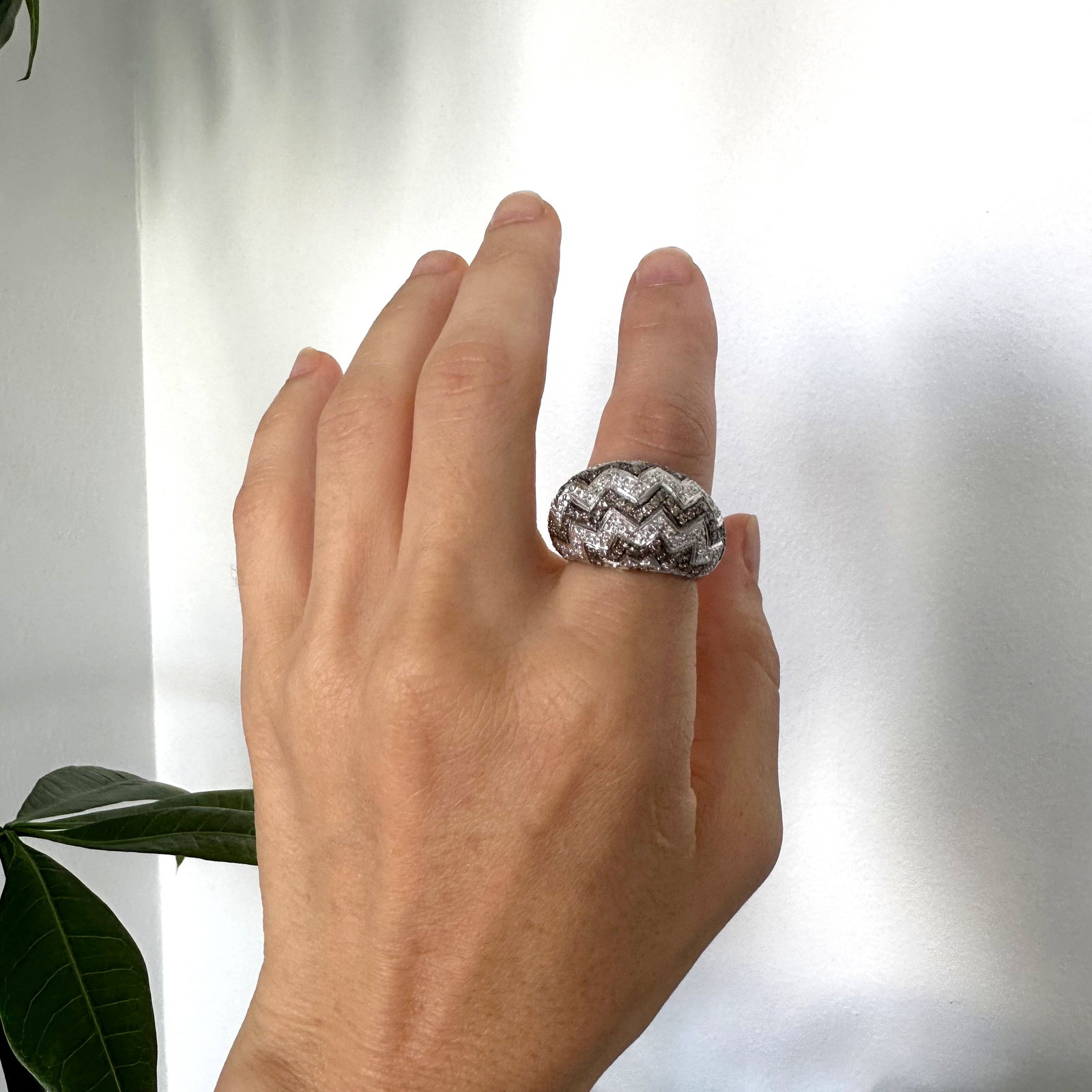 Natural Diamond 18K White Gold Ring - 4