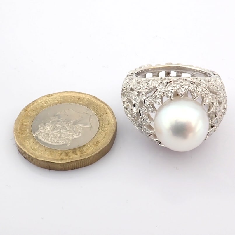 Natural Diamond 18K White Gold Ring - 10