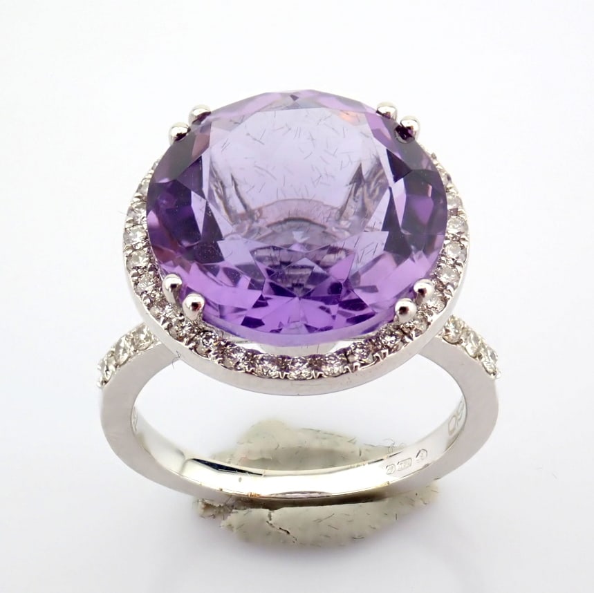 Natural Diamond 18K White Gold Ring - 5