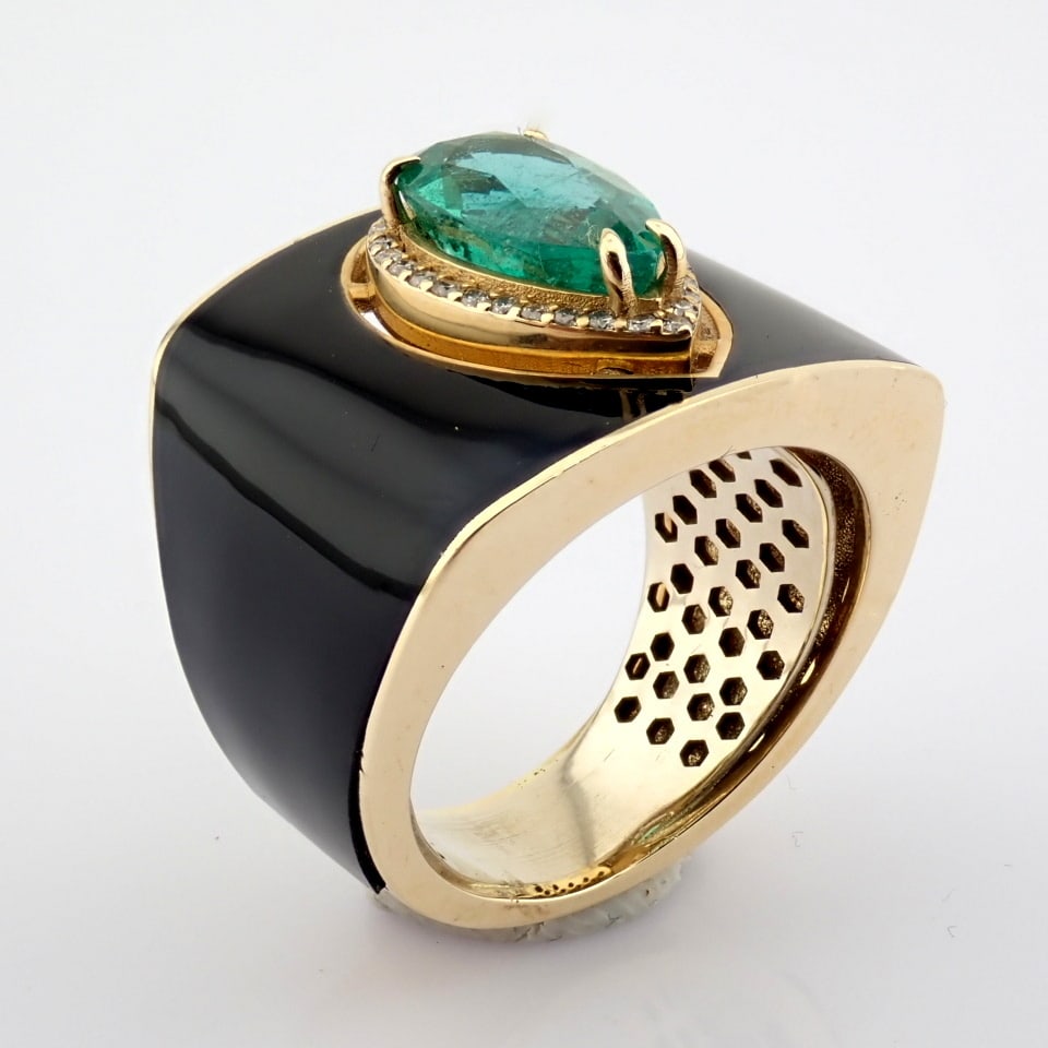 Natural Diamond 14K Yellow Gold Ring - 9