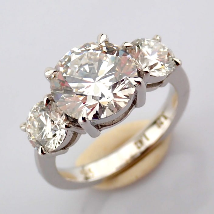 Round Cut Lab-Grown Diamond Ring - 4.71 Total Carat (IGI Certified) - 2