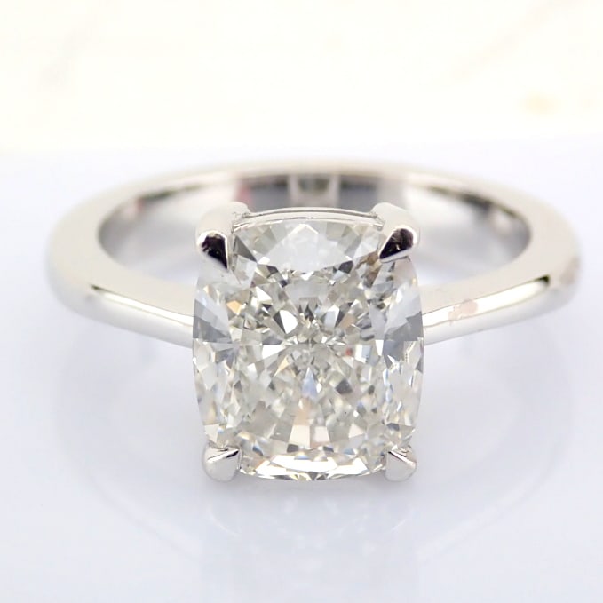 Cushion Cut Lab-Grown Diamond Ring - 3.05 Total Carat (IGI Certified): Title: Cushion Cut Lab-Grown Diamond Ring - 3.05 Total Carat (IGI Certified) Description: -------------------------------------------------- METALS AND WEIGHTS : -14K White Gold 4.68 g