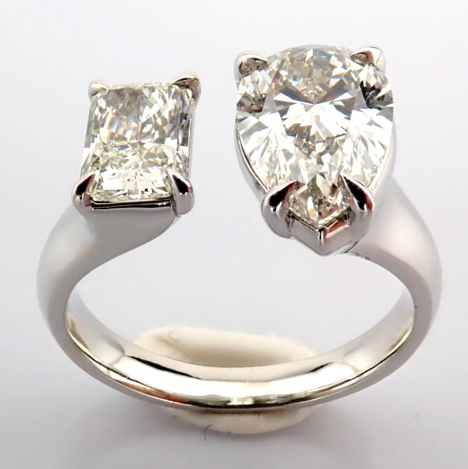 Pear Cut Lab-Grown Diamond Ring - 2.89 Total Carat (IGI Certified) - 2