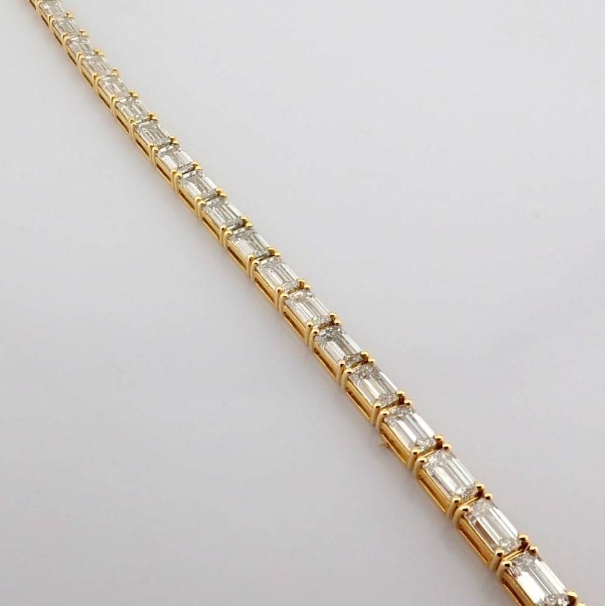 Emerald Cut Lab-Grown Diamond Tennis Bracelet - 10.16 Total Carat (MDI Certified) - 3