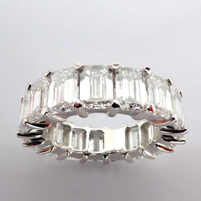 Emerald Cut Lab-Grown Diamond Ring - 10.39 Total Carat (MDI Certified): Title: Emerald Cut Lab-Grown Diamond Ring - 10.39 Total Carat (MDI Certified) Description: -------------------------------------------------- METALS AND WEIGHTS : -14K White Gold 5.55