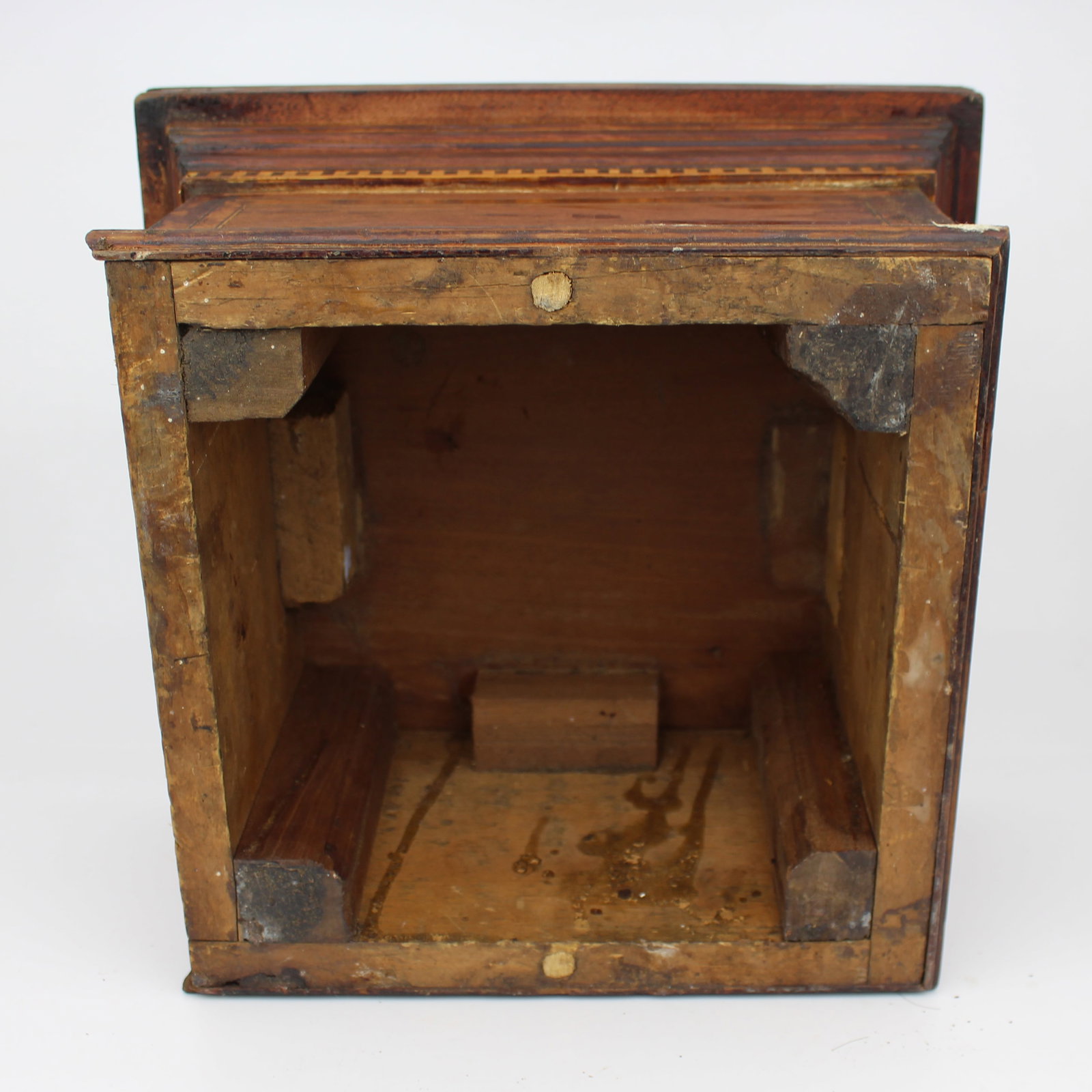Late Victorian Mahogany Inlaid Pedestal Top Stand - 4