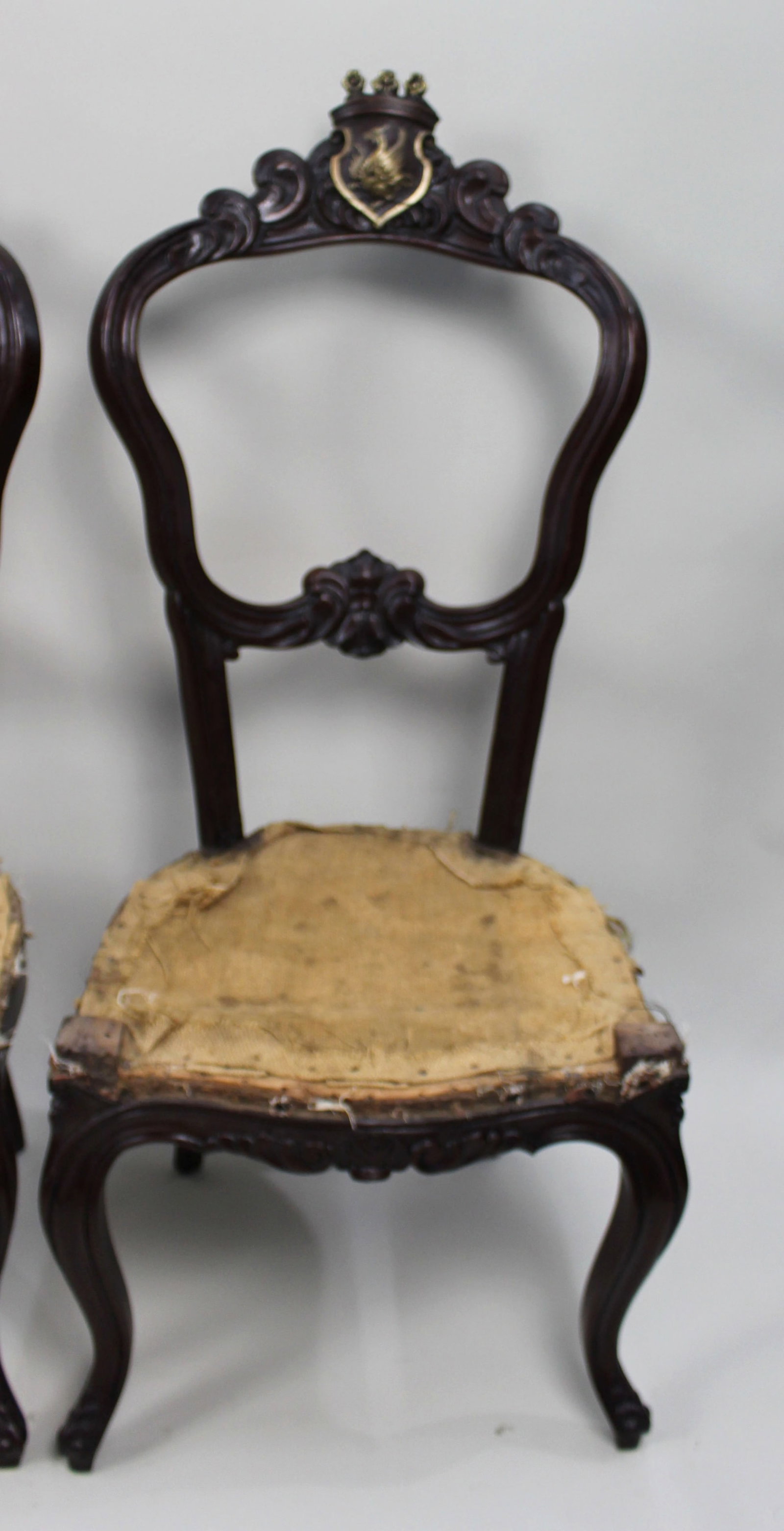 Set of 4 Victorian Heraldic Crested Chairs c.1850 - 7