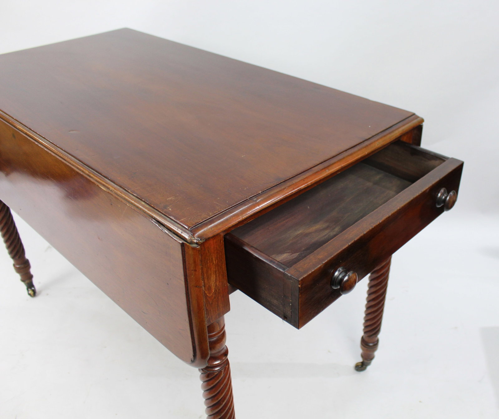 Victorian Mahogany Pembroke Table - 9