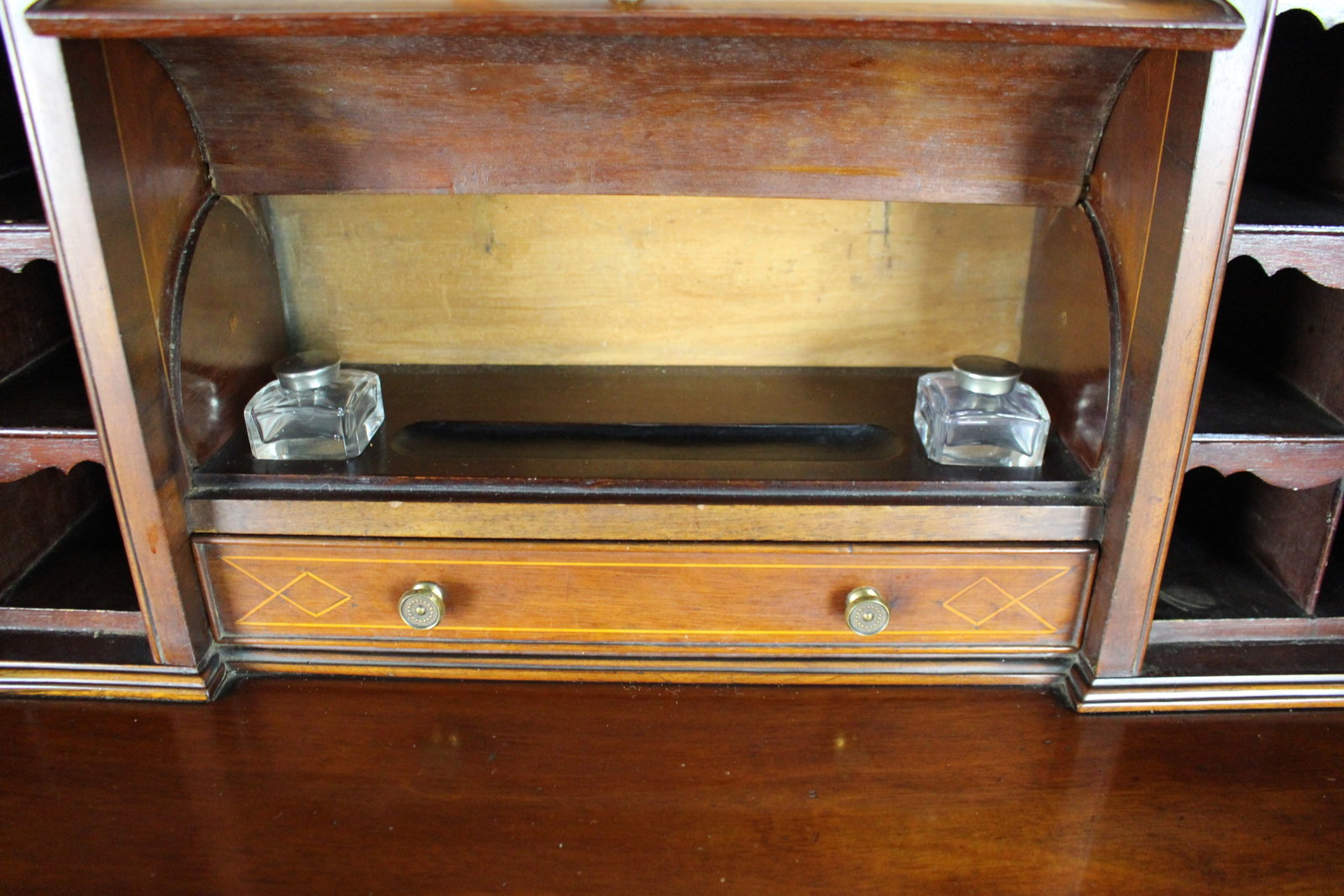 Antique Edwardian Inlaid Mahogany & Satinwood Desk - 11