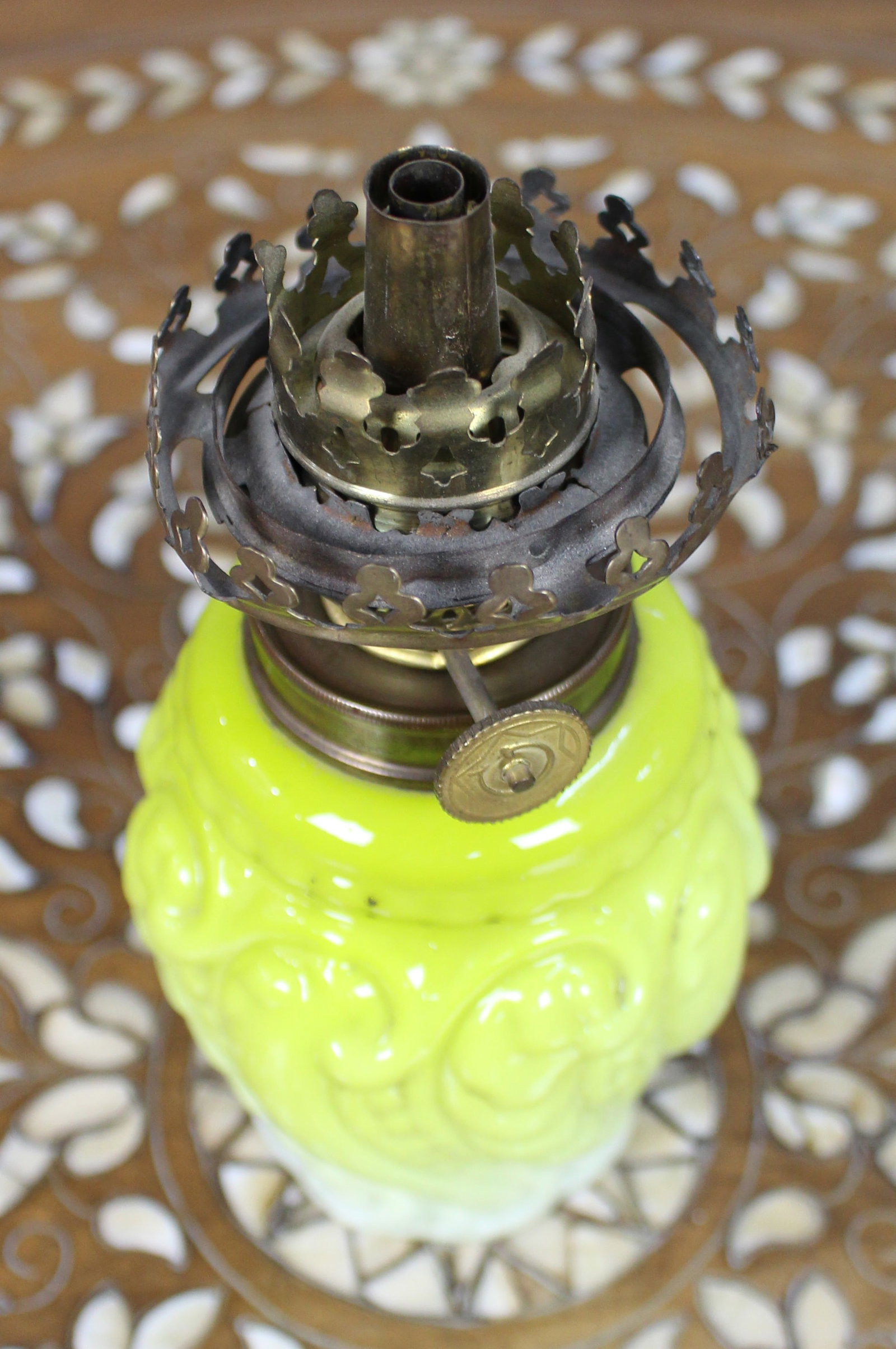 Victorian Yellow Opaline Glass Oil Lamp with Brass Burner - 4