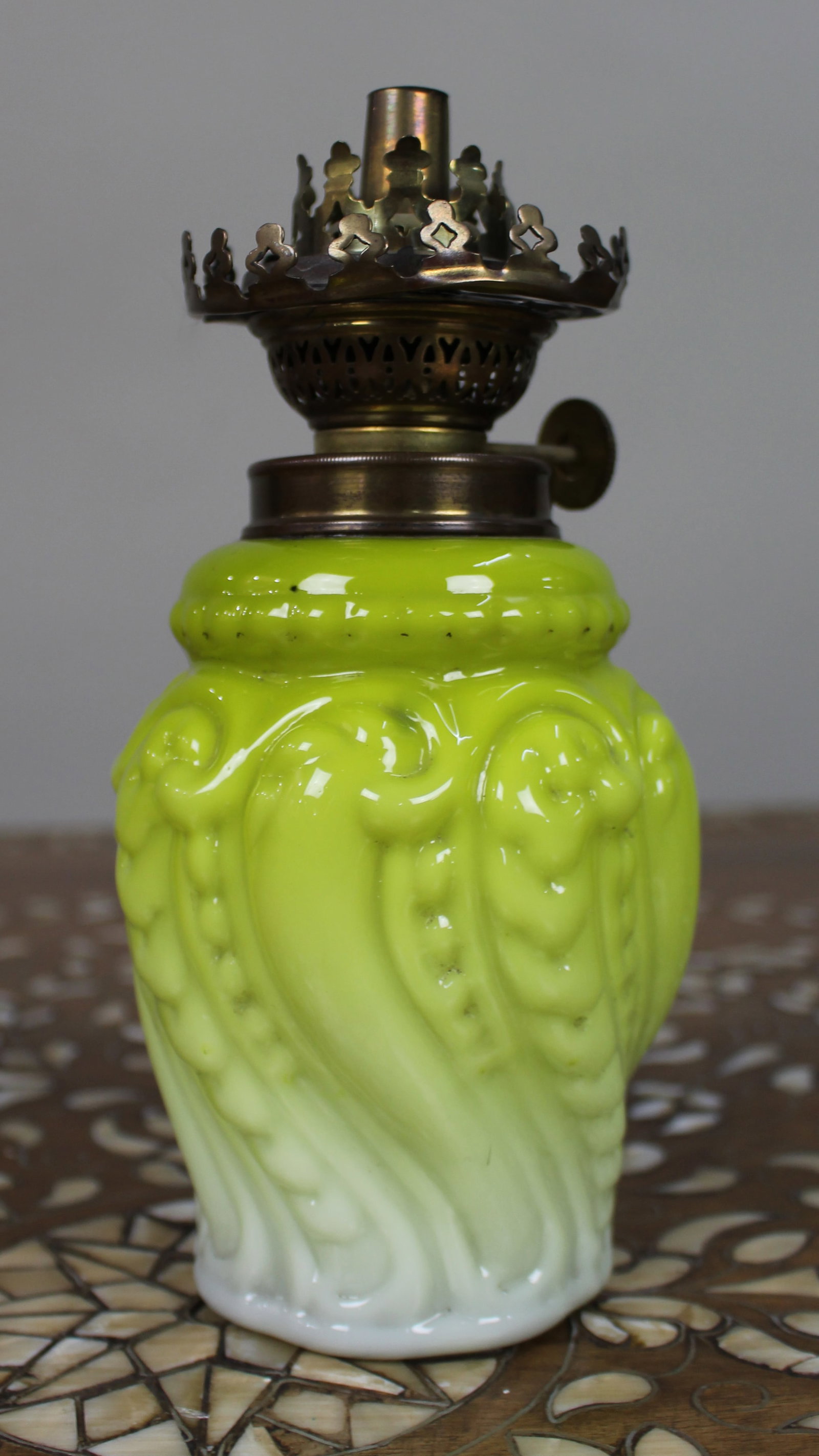 Victorian Yellow Opaline Glass Oil Lamp with Brass Burner - 5