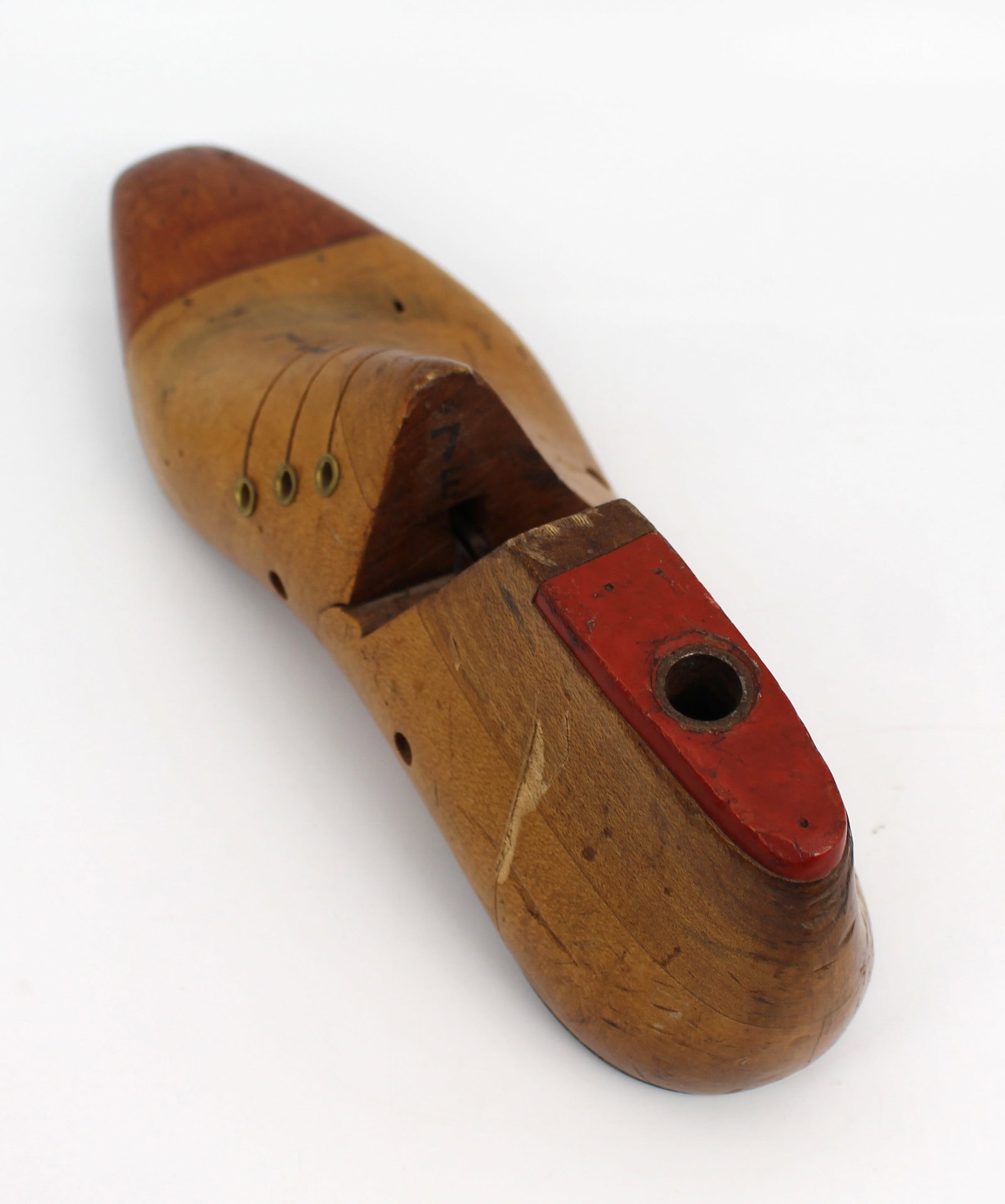 Vintage Wooden Shoe Last by Regis & Lewis Ltd – Size 7F - 5