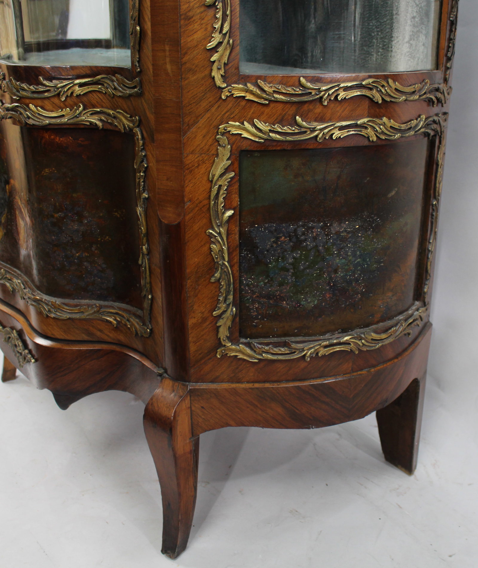 Antique French 19th c. Serpentine Vernis Martin Display Cabinet - 11