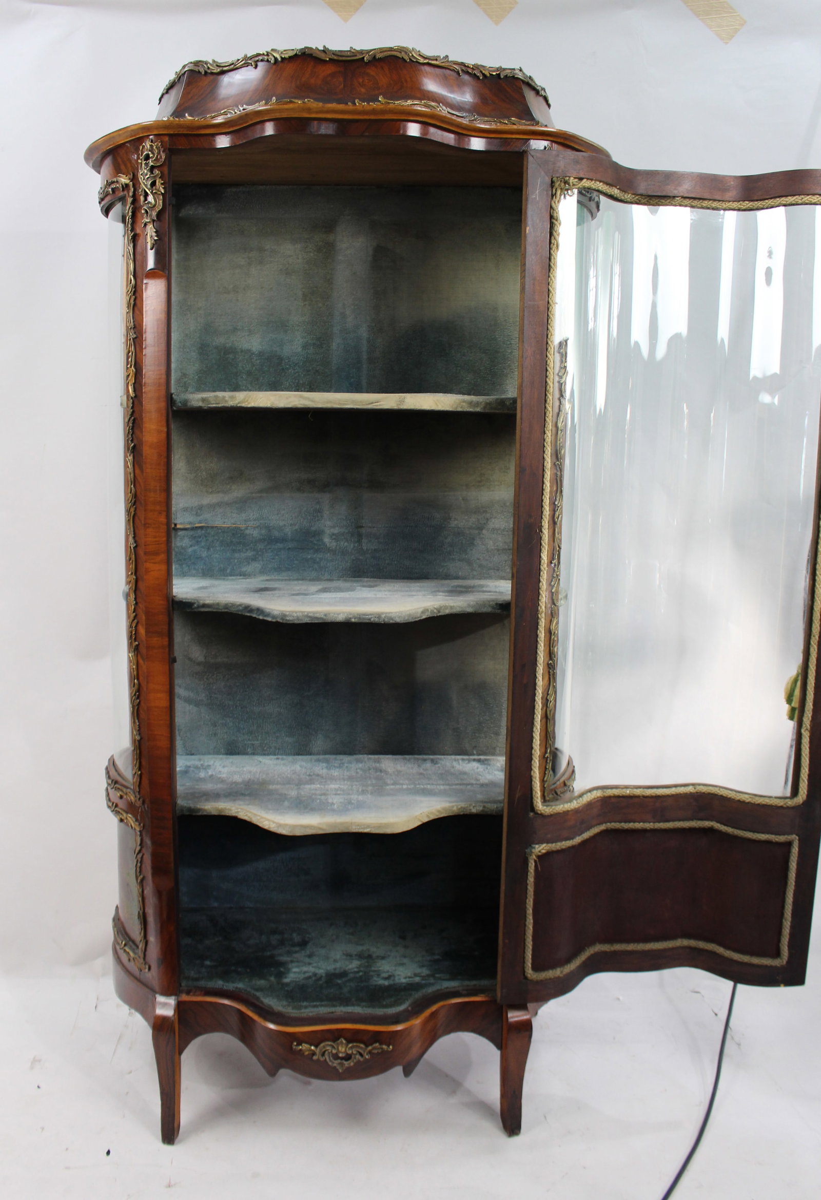 Antique French 19th c. Serpentine Vernis Martin Display Cabinet - 7
