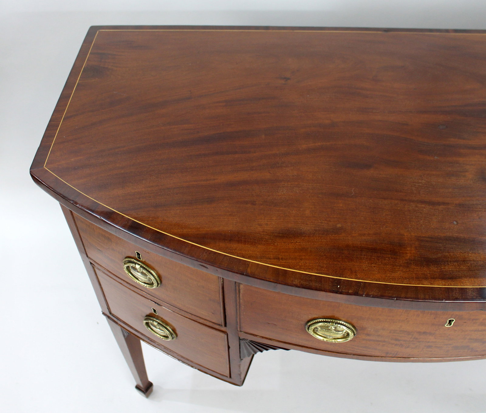 George III Mahogany Bow Fronted Serving Table - 4