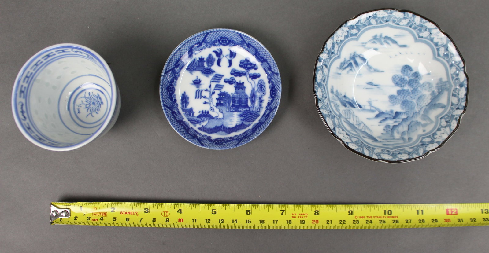 Collection of 3 Oriental Blue & White Porcelain Pieces - 4