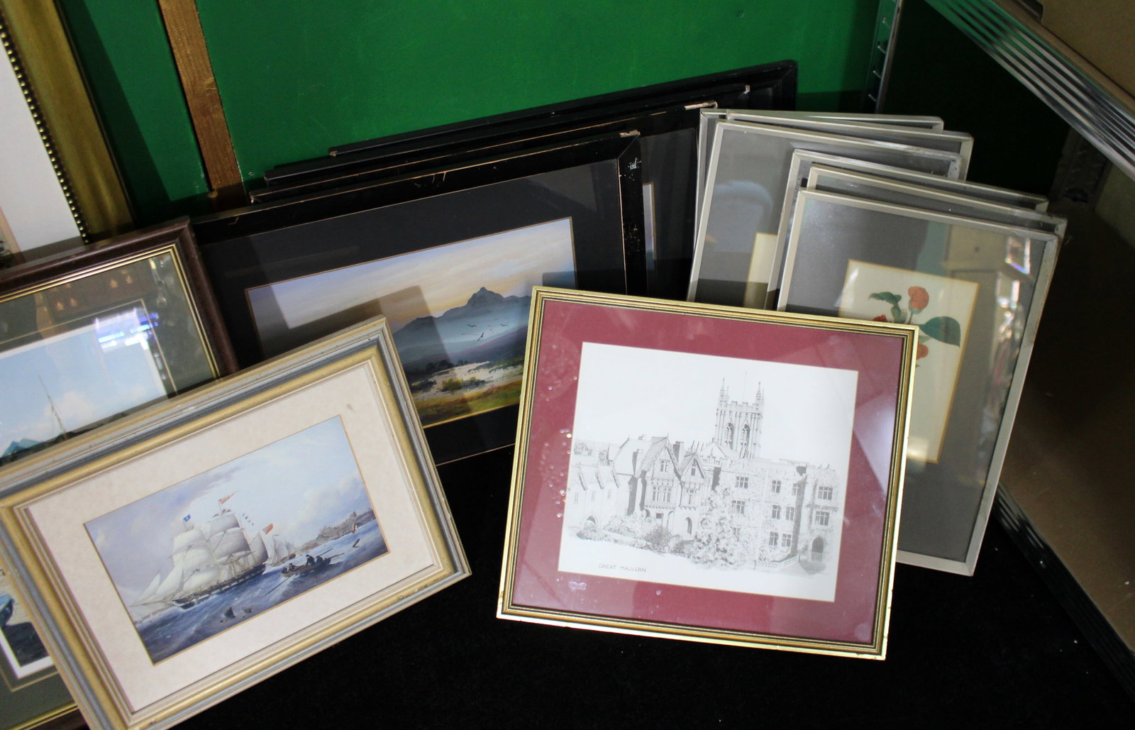 Collection of 18 Paintings, Prints, Frames - 3