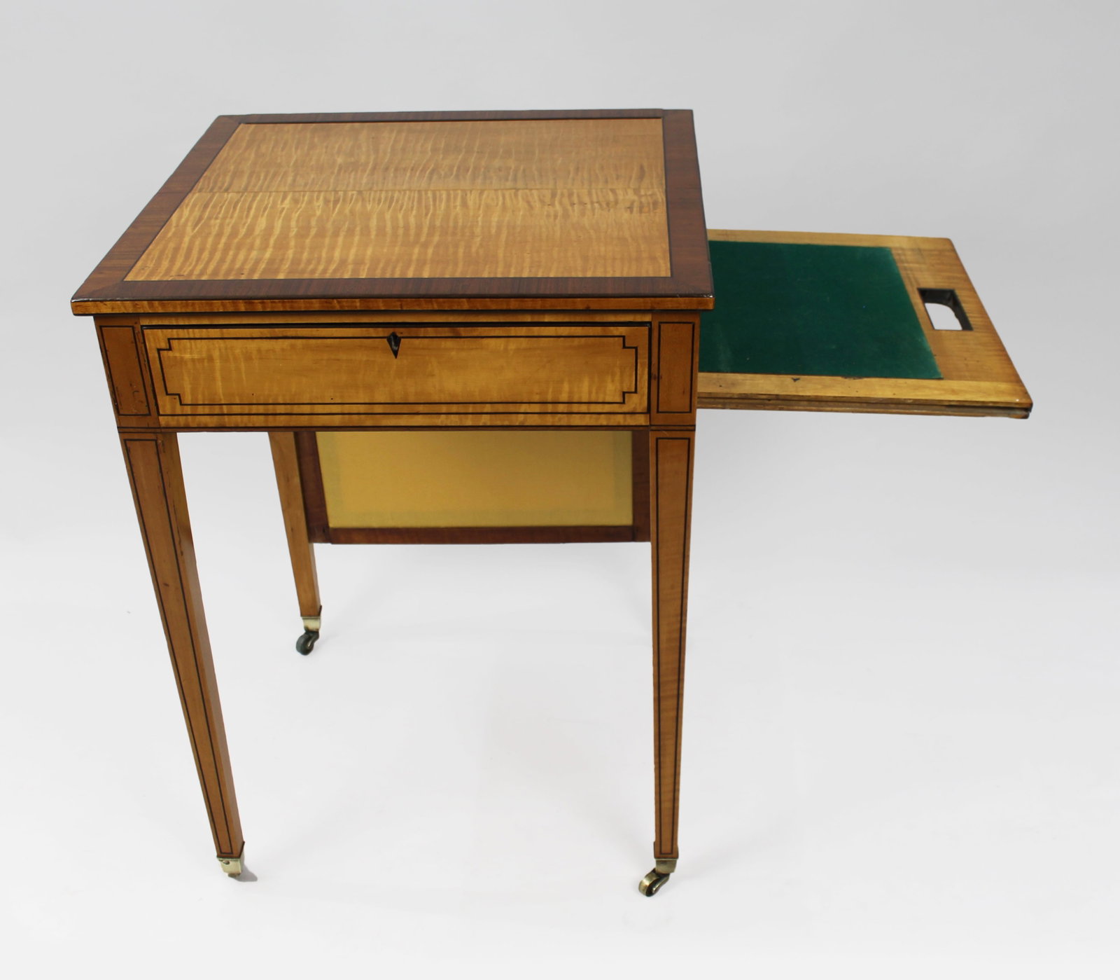 George III Sheraton Satinwood Writing Table - 12
