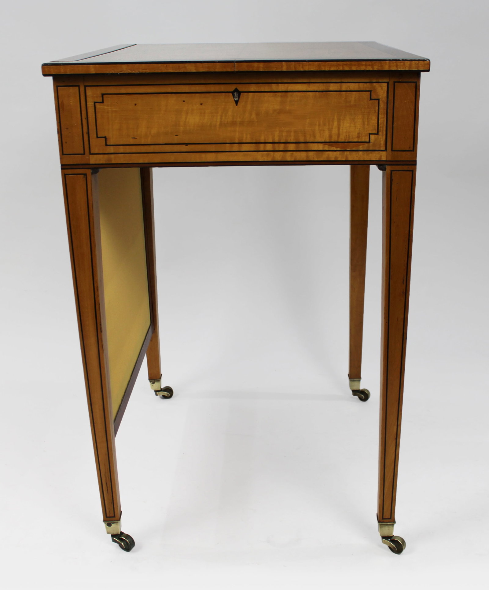 George III Sheraton Satinwood Writing Table - 9