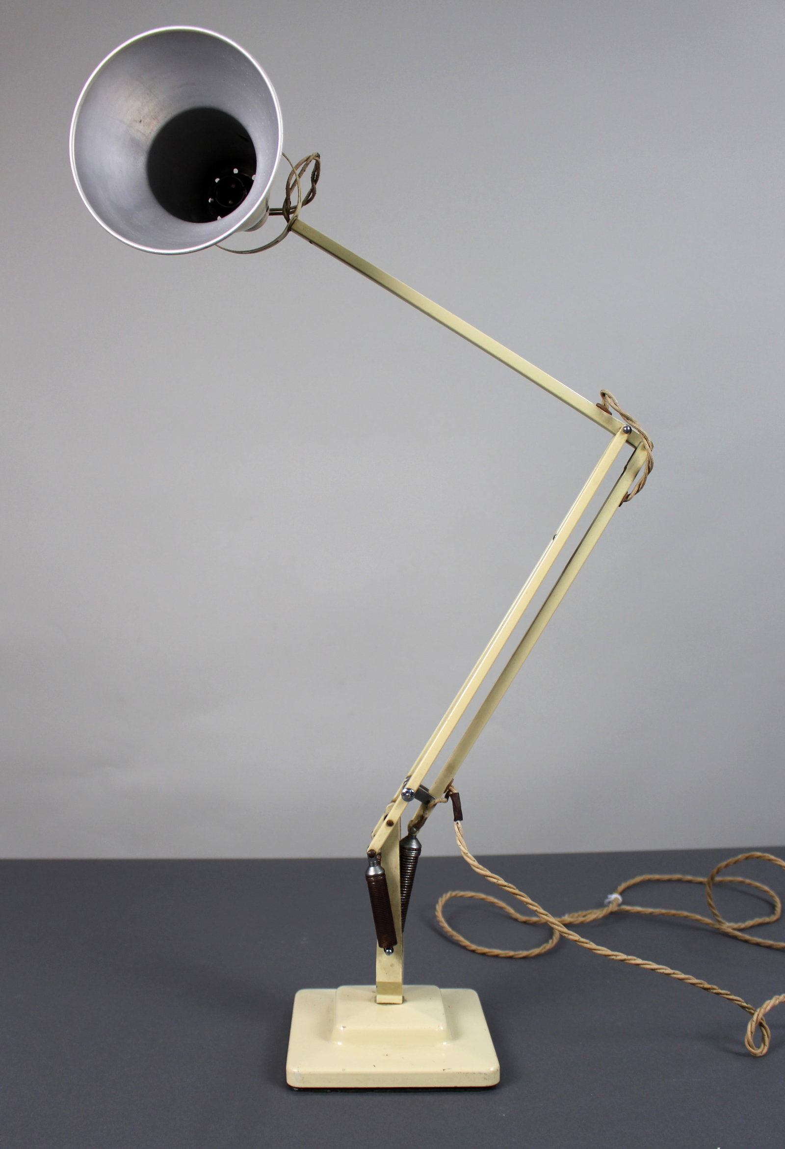 Original Anglepoise Desk Lamp Herbert Terry & Sons Ltd Redditch c.1940 (1 of 8)