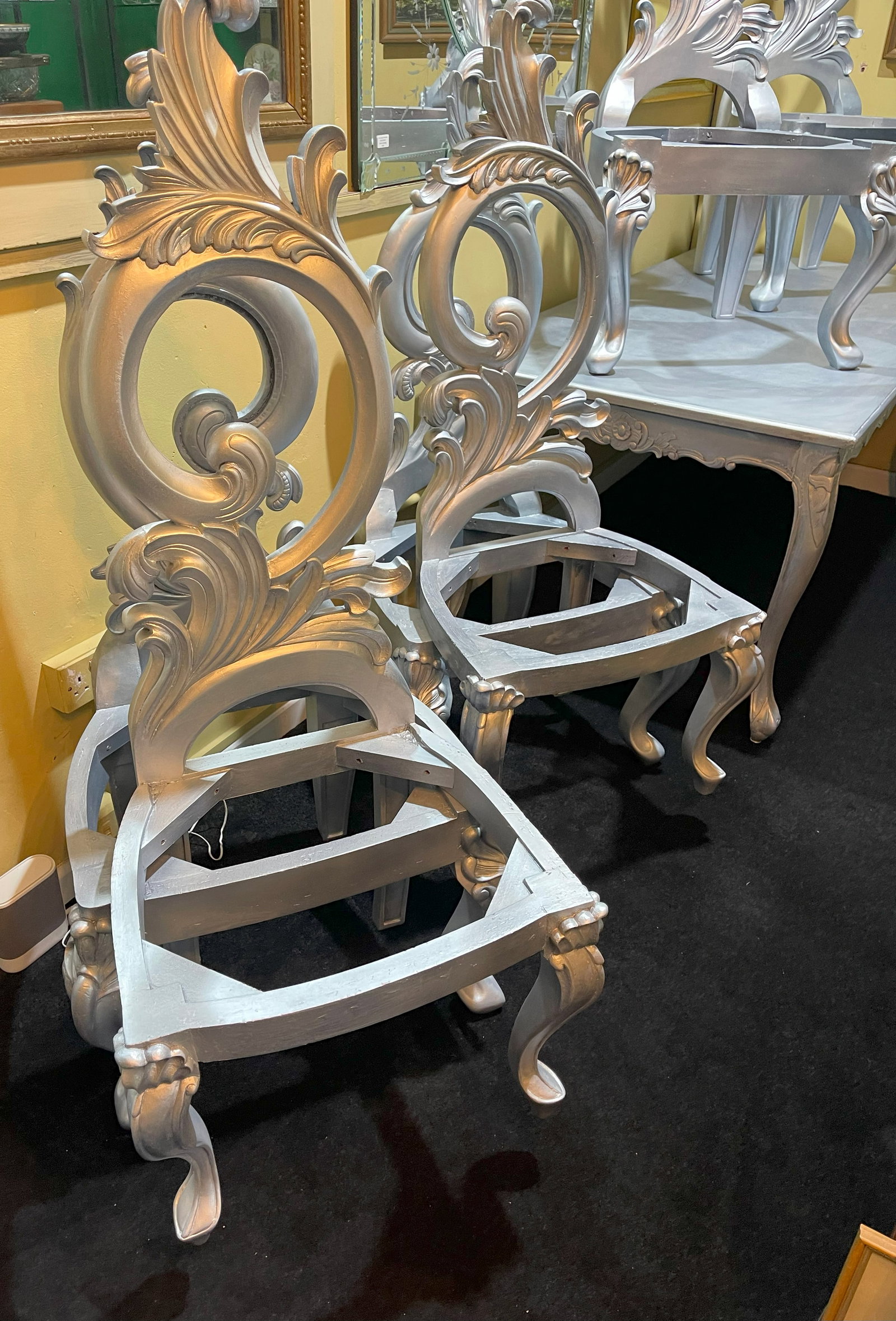 Harrison & Gil Styled Dining Table & 6 Chairs - 11