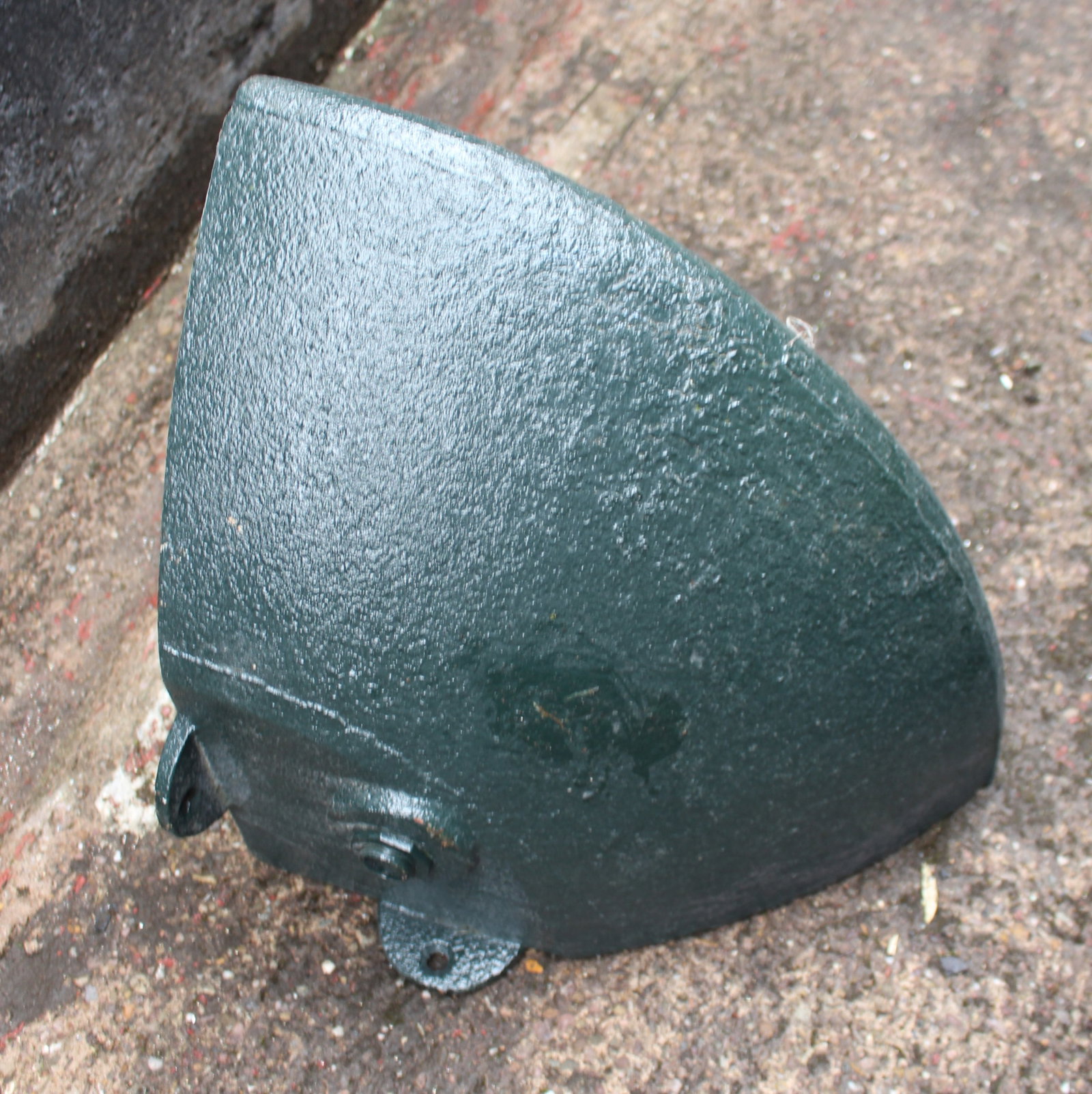 Antique Painted Cast Iron Corner Trough - 4
