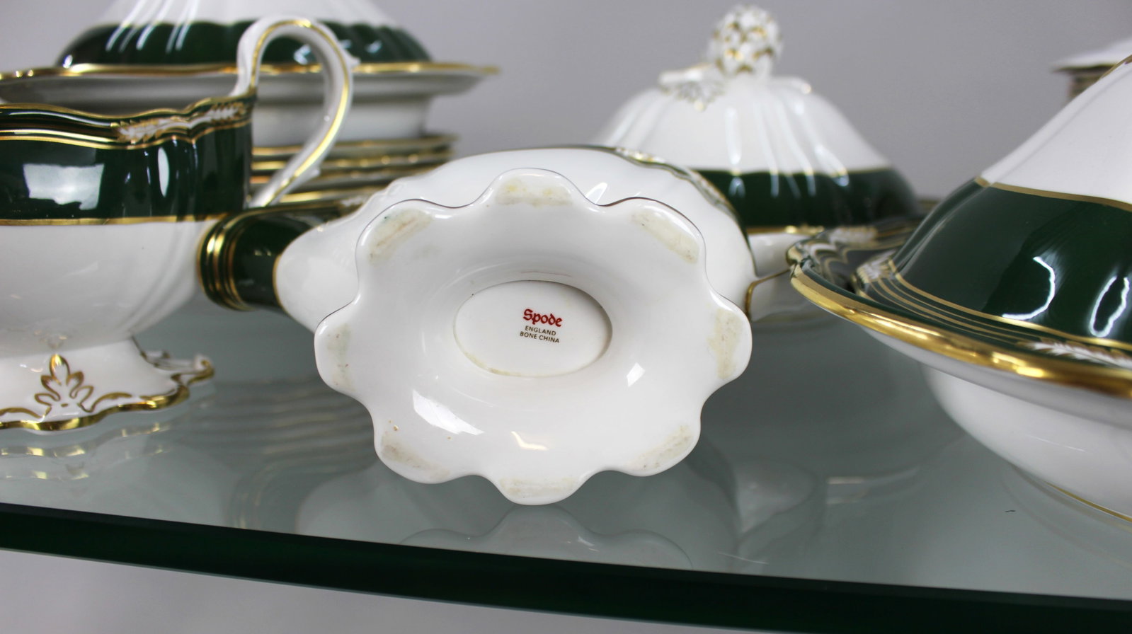 Fine Spode Harrogate Pattern 8 Place Dinner Service - 7