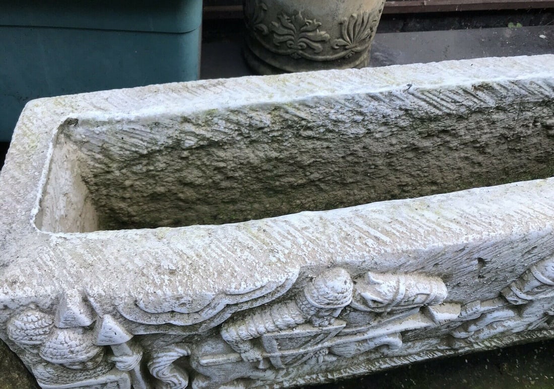 Artisan-Made Medieval Style Stone Planter on Lion Feet - 3