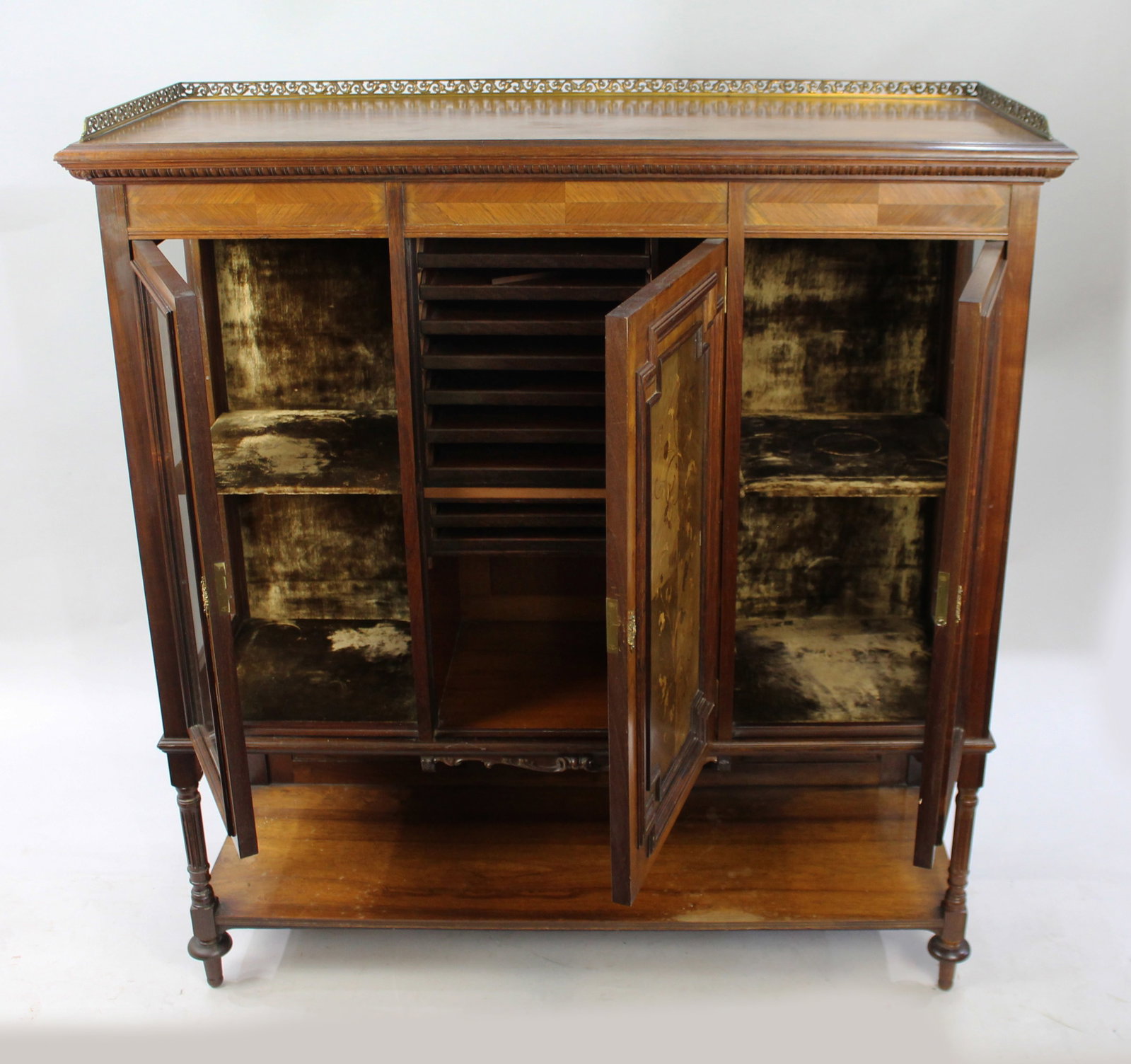 Late Victorian Inlaid Rosewood Display Cabinet - 6