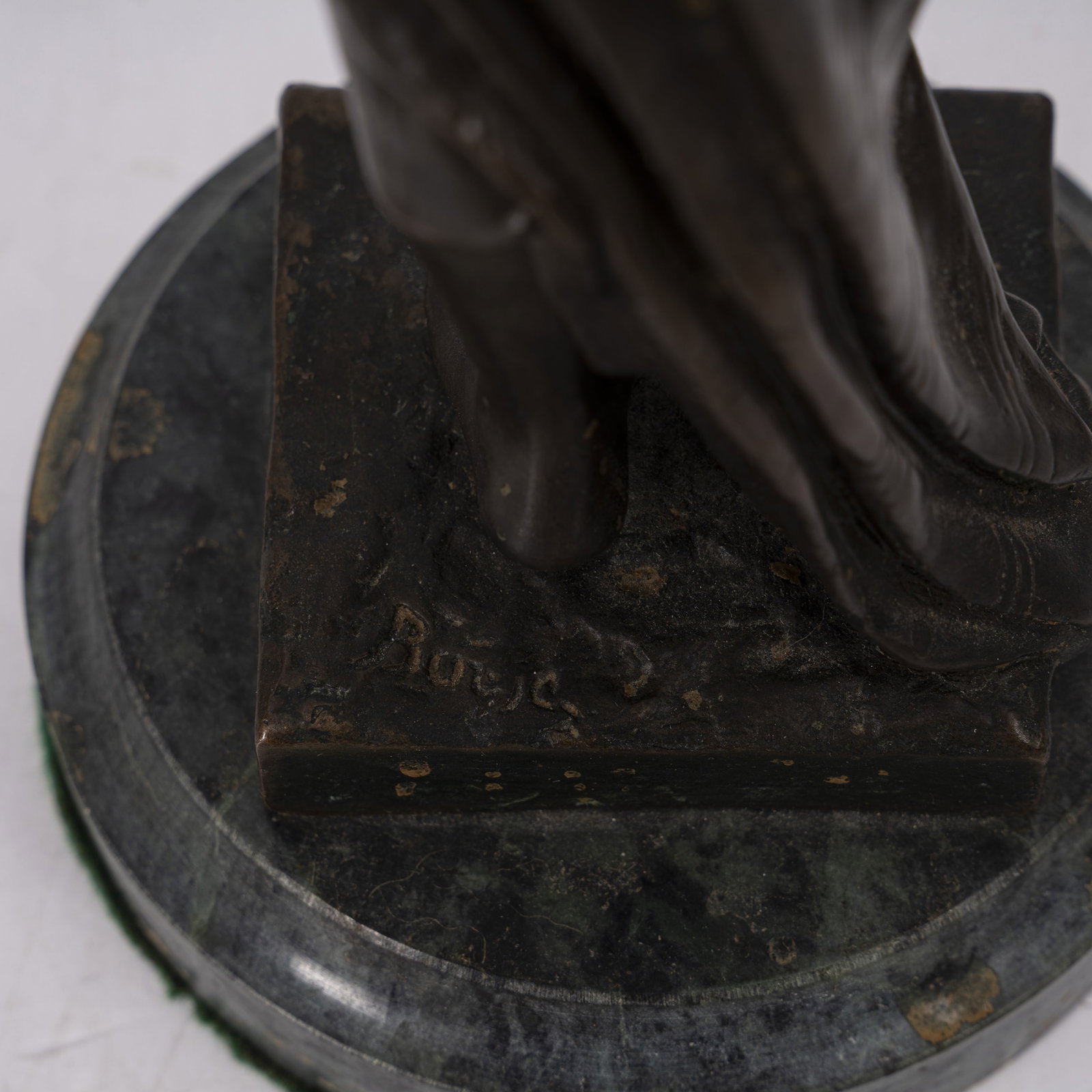 Fine Bronze Figure of a Woman with Serpent After Goldscheider - 3
