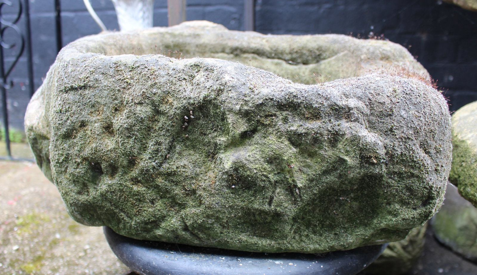 Antique Yorkstone Planter: Title: Antique Yorkstone Planter Description: Antique Yorkstone Planter Handsome Georgian or earlier English yorkstone planter. Removed from a Worcestershire manor house Measures 54 x 32 x 20