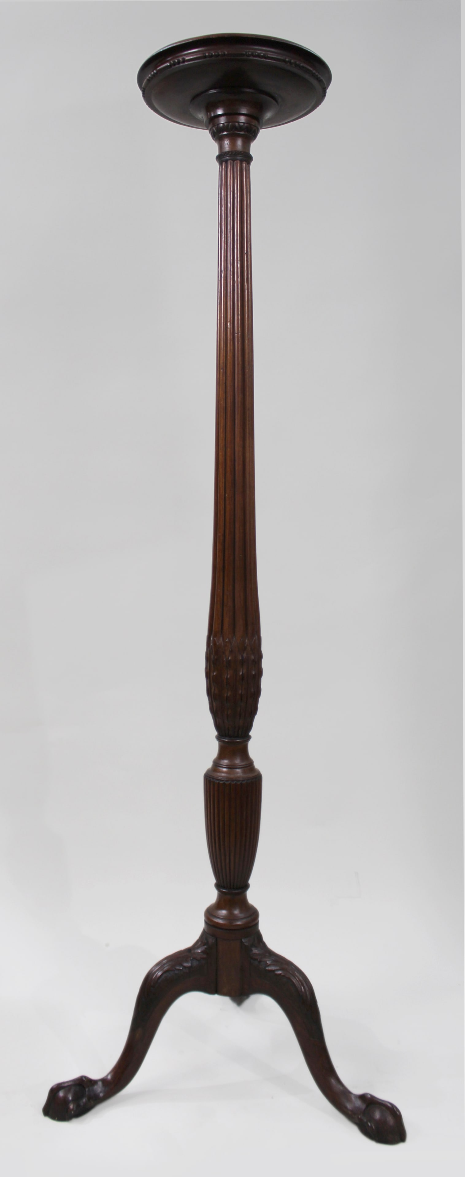 Antique Georgian Revival Mahogany Torchère Pedestal Stand,: Title: Antique Georgian Revival Mahogany Torchère Pedestal Stand, Description: Antique Georgian Revival Mahogany Torchère Pedestal Stand Fine antique Georgian style mahogany torc