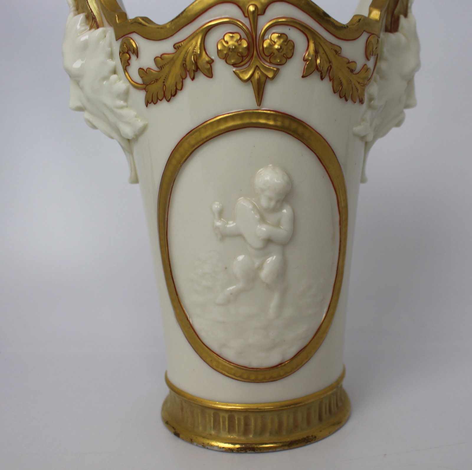 Royal Worcester Exhibition Vase – Retailed by A.B. Daniell & Son, 1884 - 16