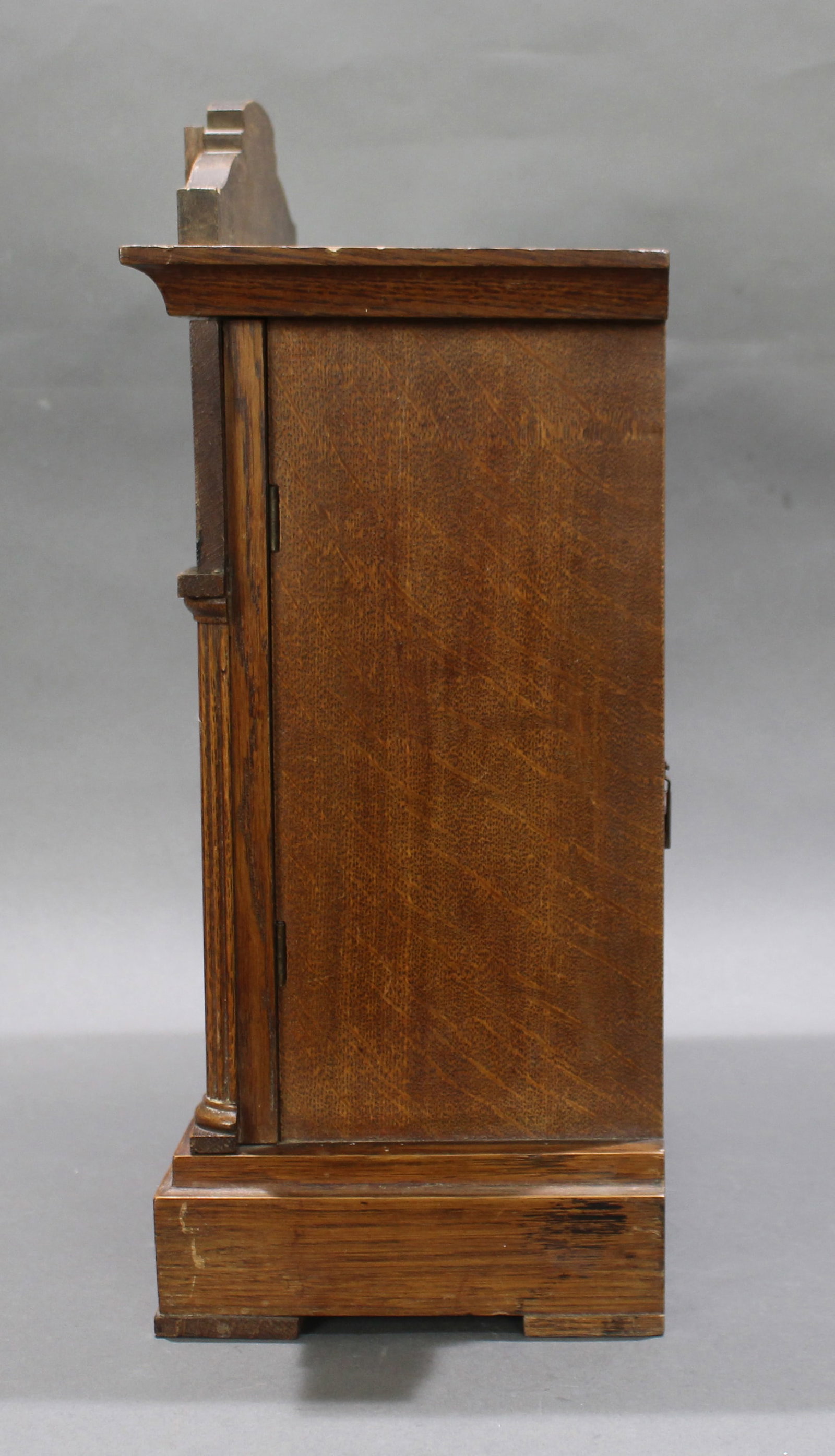 Early 20th c. German Oak Cased Mantle Clock by Badische Uhrenfabrik - 4