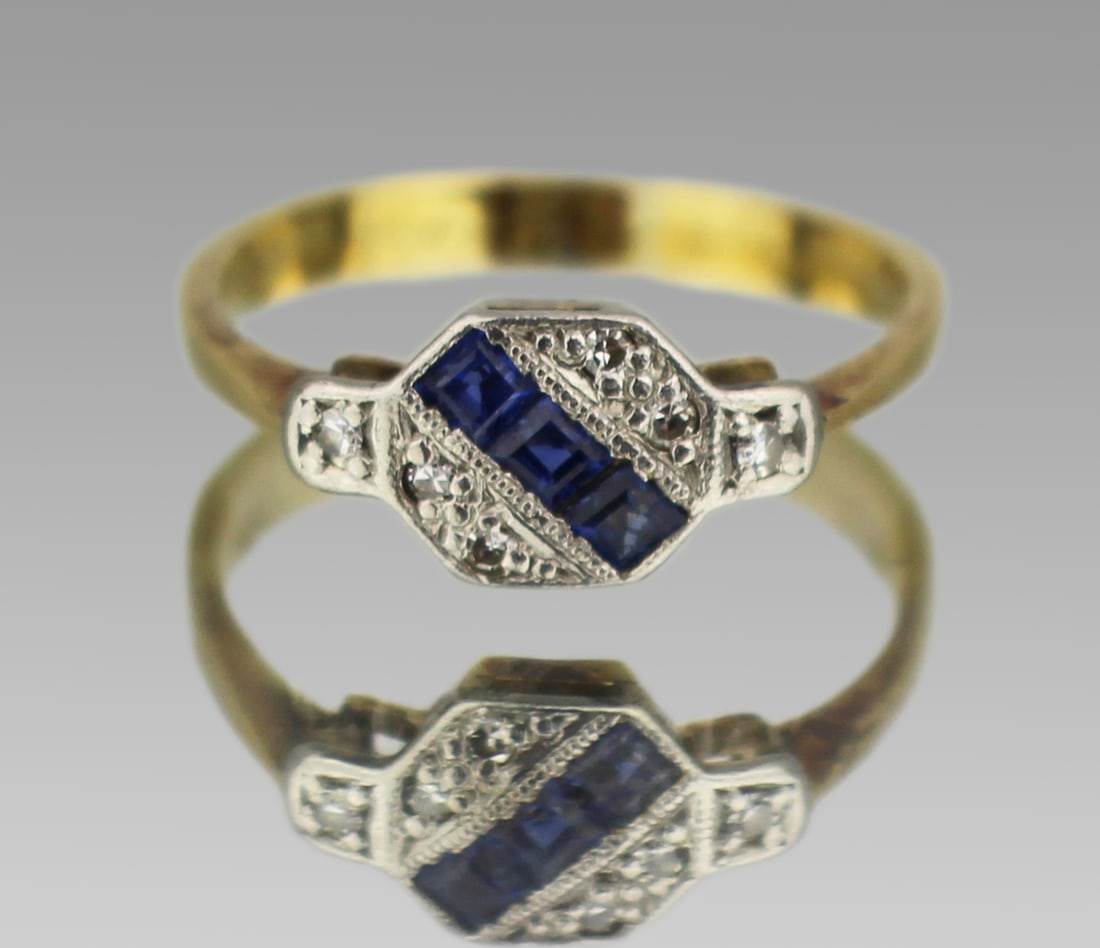 Sapphire & Diamond Gold Ring: Title: Sapphire & Diamond Gold Ring Description: Sapphire & Diamond Gold Ring. The shank without hallmarked though believed to be 18ct gold. Ring size H 1/2. Weight 1.8 g Condition: Used
