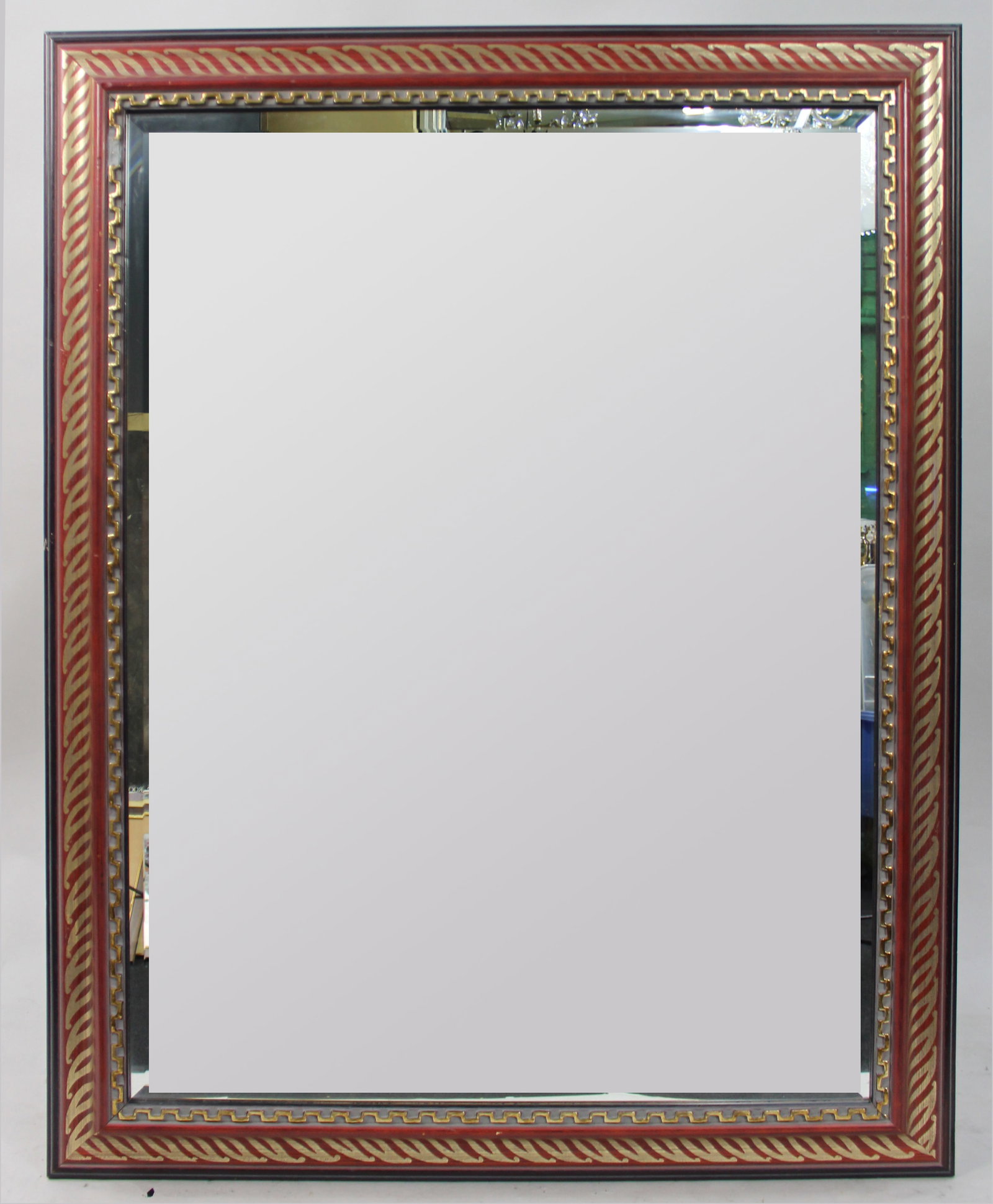 Large Decorative Bevelled Mirror: Title: Large Decorative Bevelled Mirror Description: Large Decorative Bevelled Mirror. Measures 93.5 x 119.5 cm Condition: Used Delivery option: Collection & Delivery Location: WR1 Category: