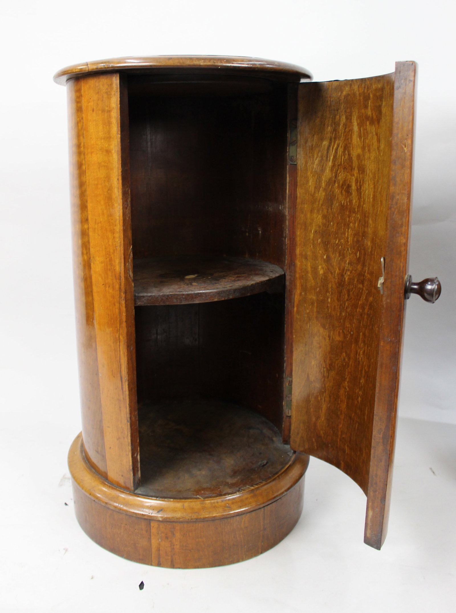 Pair of Victorian Marble Topped Cylindrical Mahogany Pot Cupboards - 13