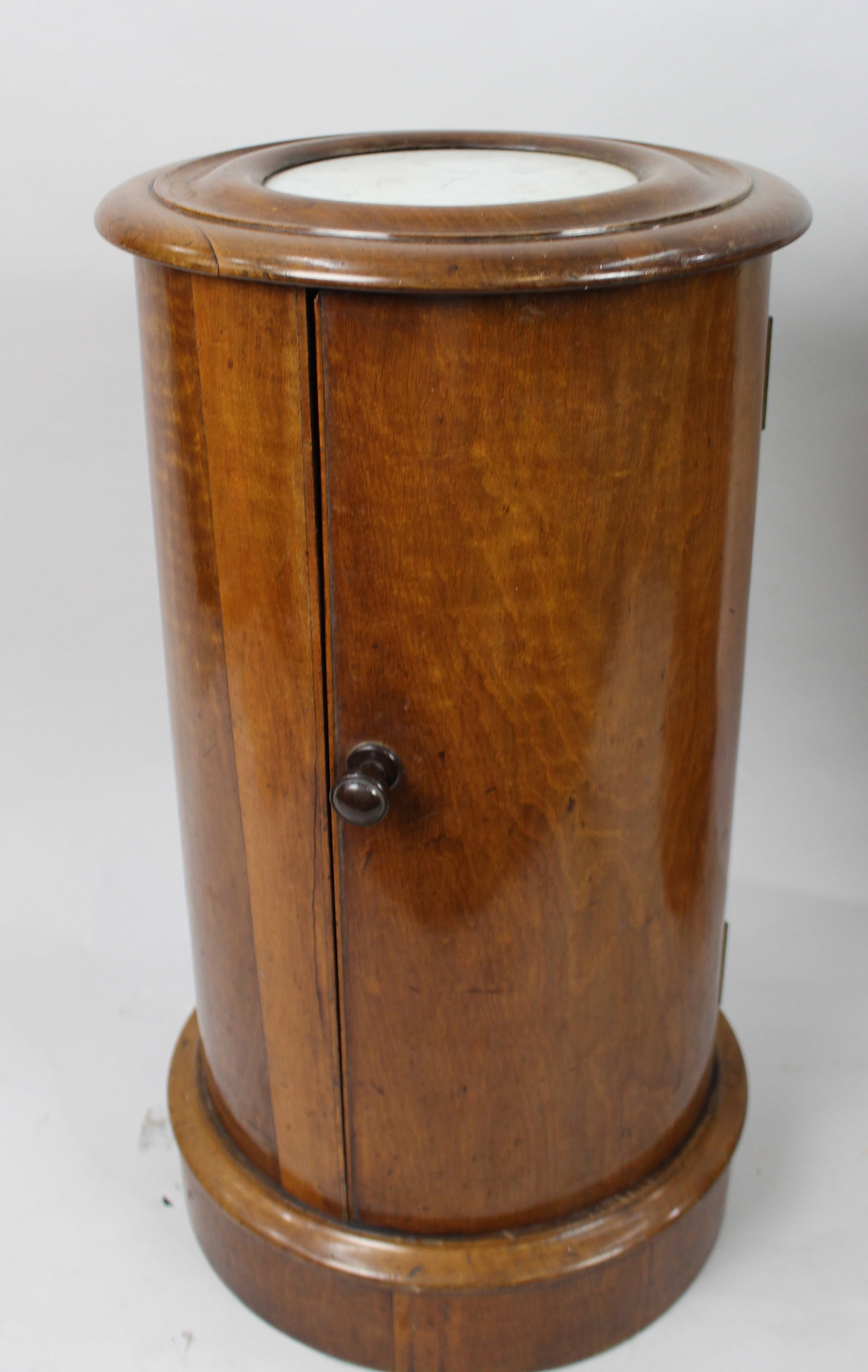 Pair of Victorian Marble Topped Cylindrical Mahogany Pot Cupboards - 14