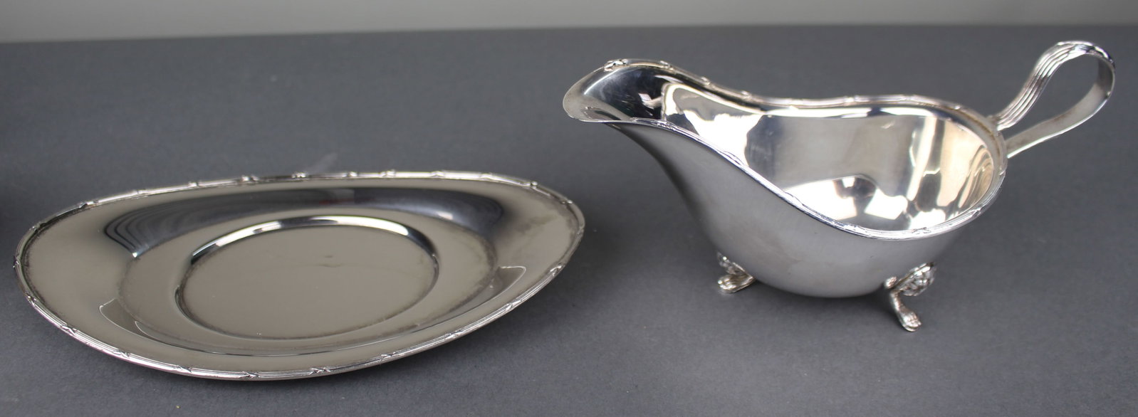 Arthur Price “Ritz” Silver Plated Sauce Boat on Stand - 3