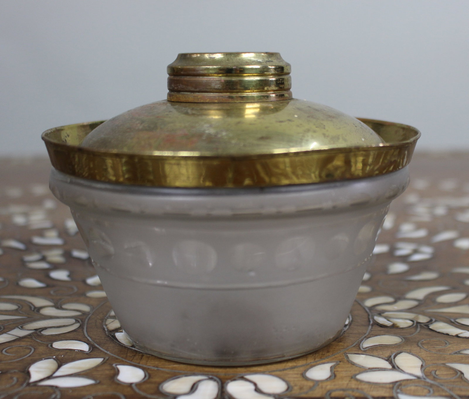 Victorian Frosted Glass and Brass Oil Lamp Font c.1900 - 3