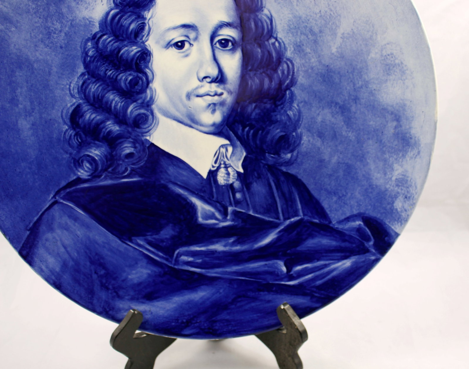Fine Royal Bonn Blue & White Portrait Charger – Van Genden, c.1890 - 6