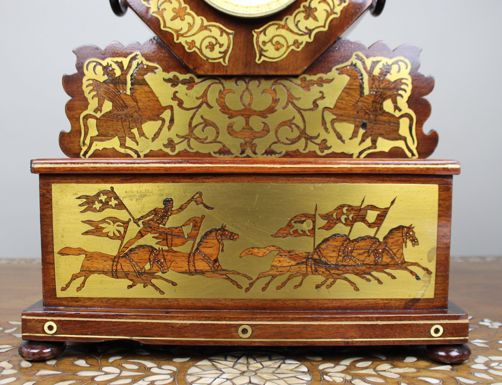 Antique 19th-Century Brass Inlaid Mantel Clock - 3