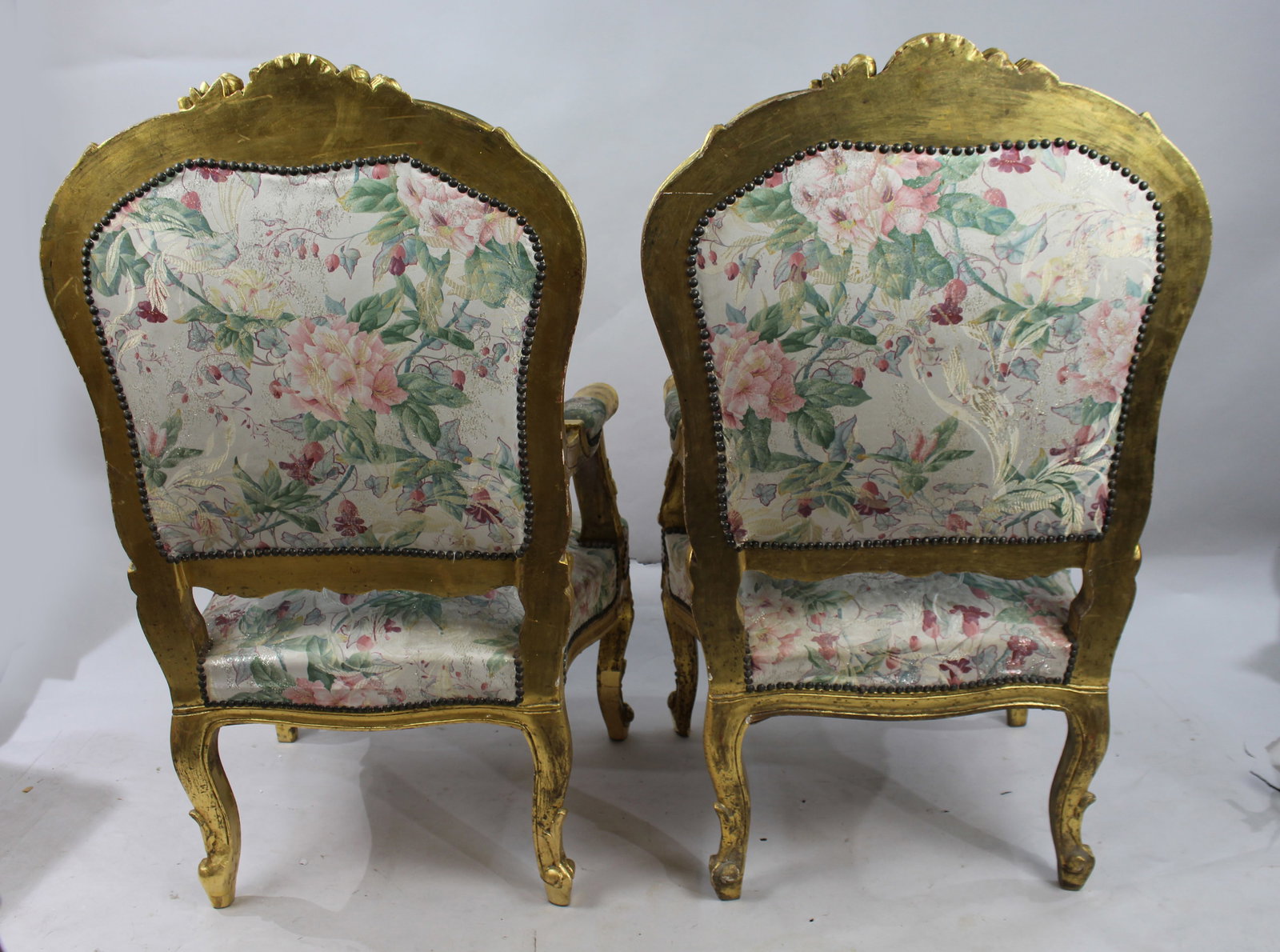 Pair of Louis XV Style Italian Giltwood Fauteuils - 7