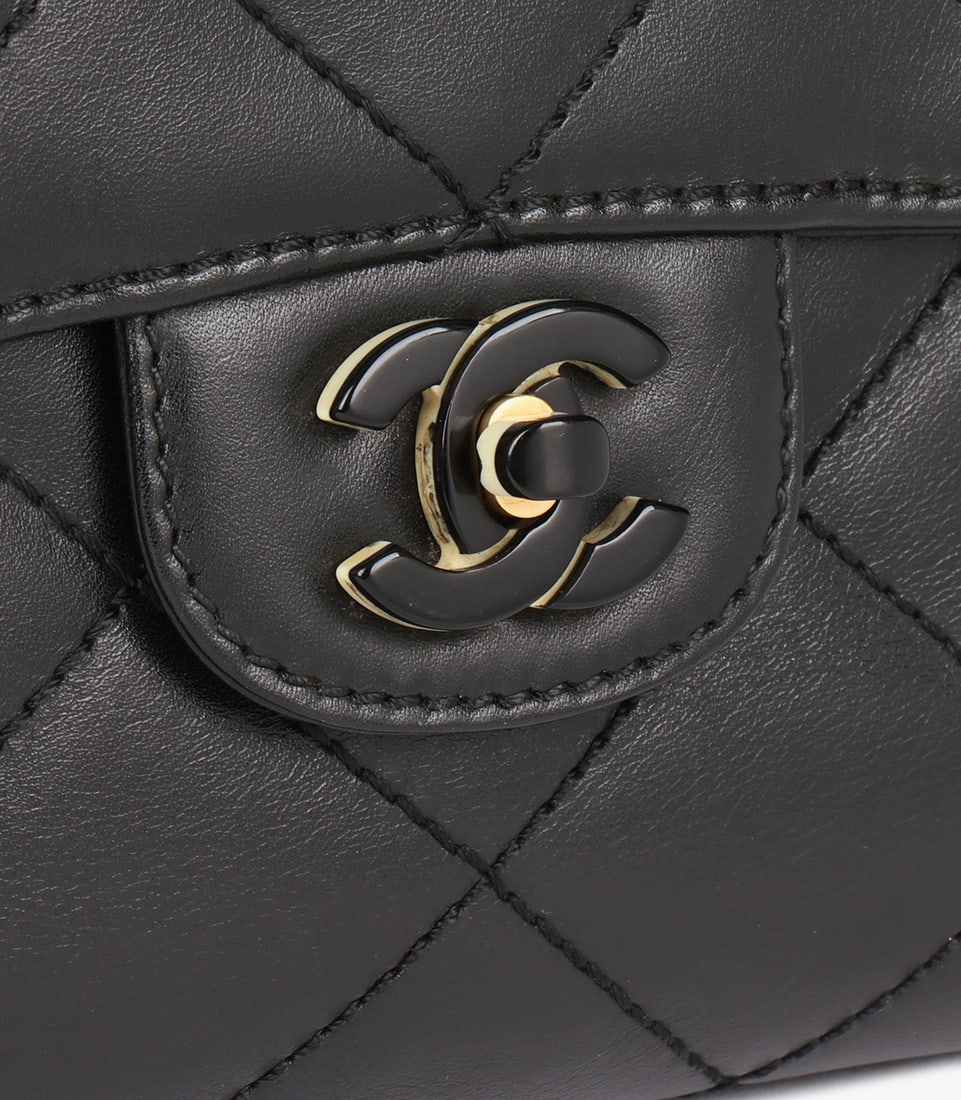 Chanel Black Quilted Lambskin Vintage Medium Classic Single Flap Bag - 13