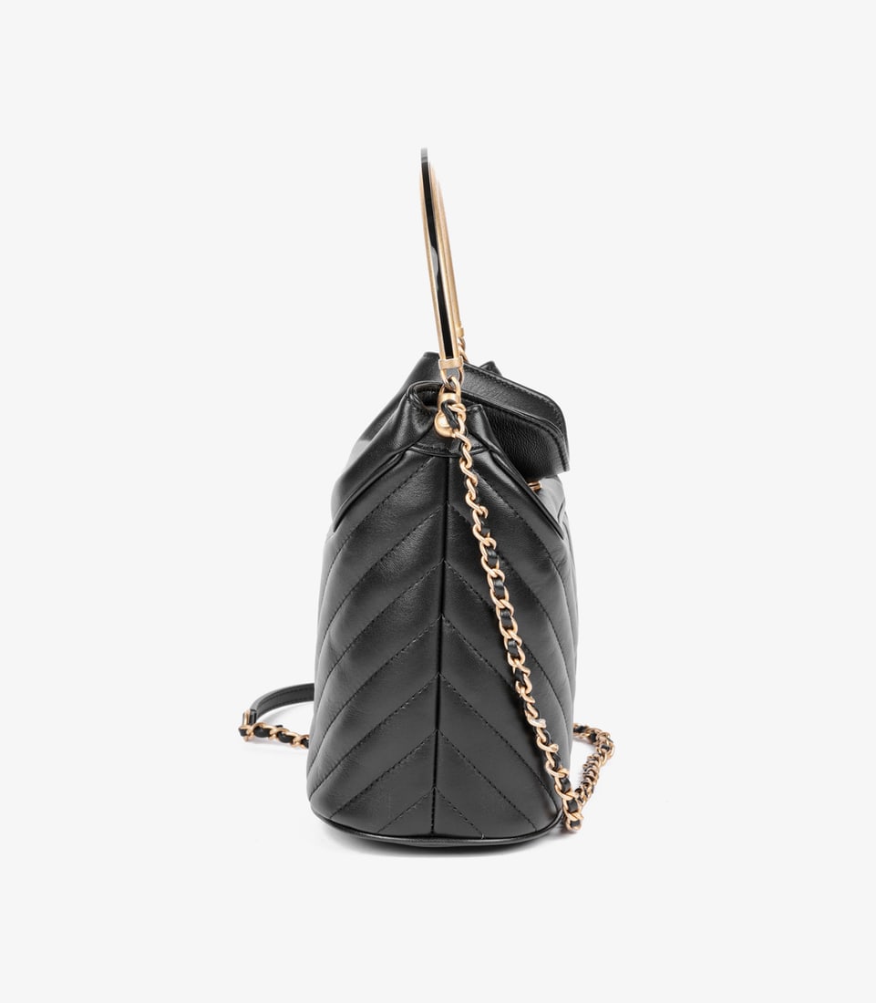 Chanel Black Chevron Quilted Lambskin Handle with Chic Bucket Bag - 4